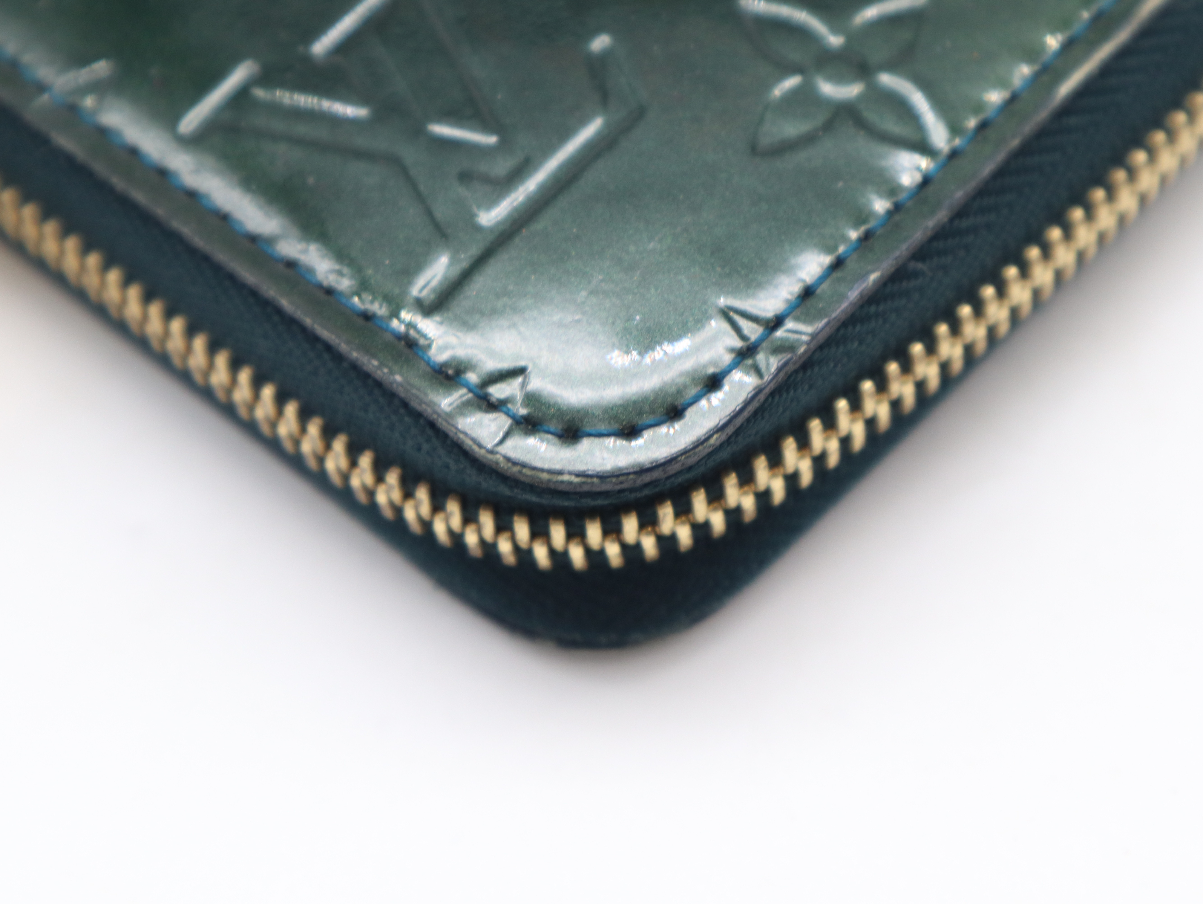 M93722 Monogram Vernis Zippy Wallet Blue Nuit — view 9