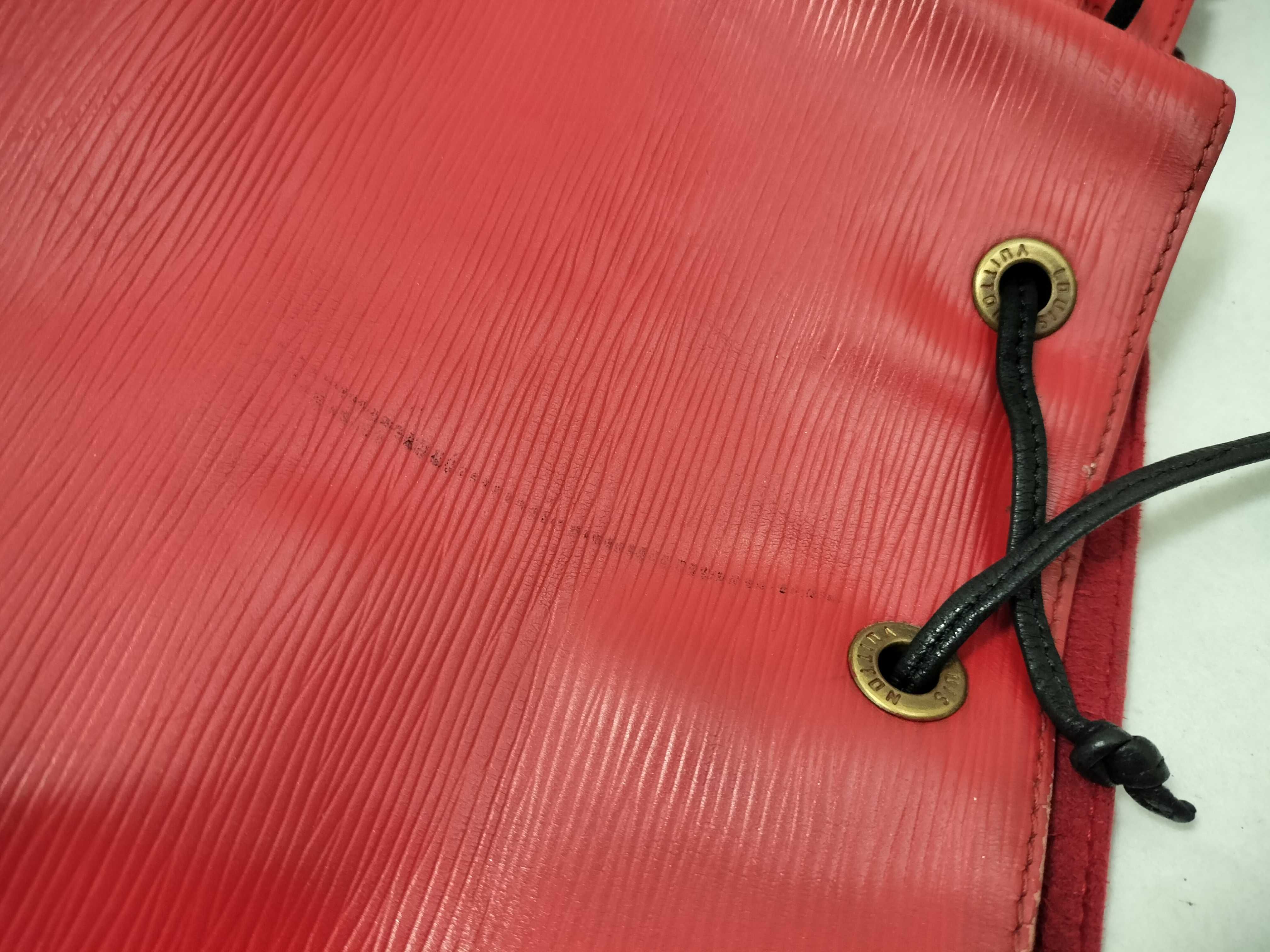 Epi Leather Shoulder Bag, Red Epi NeoNoe M55303 — view 12