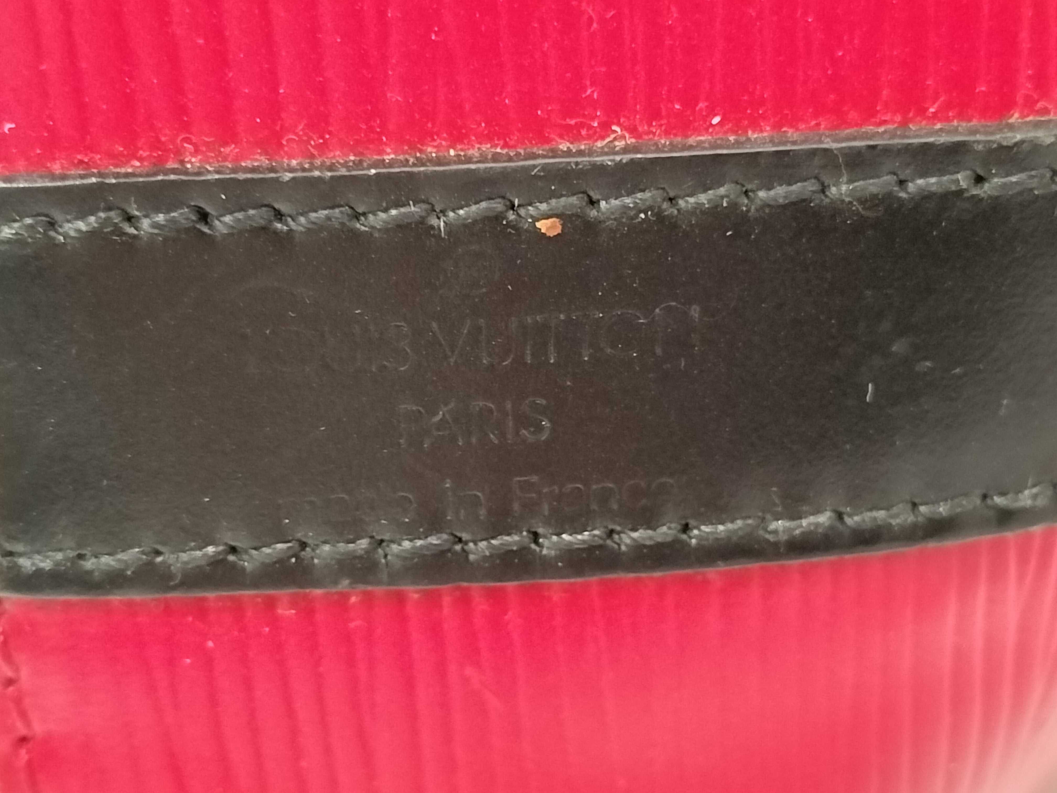 Epi Leather Shoulder Bag, Red Epi NeoNoe M55303 — view 10