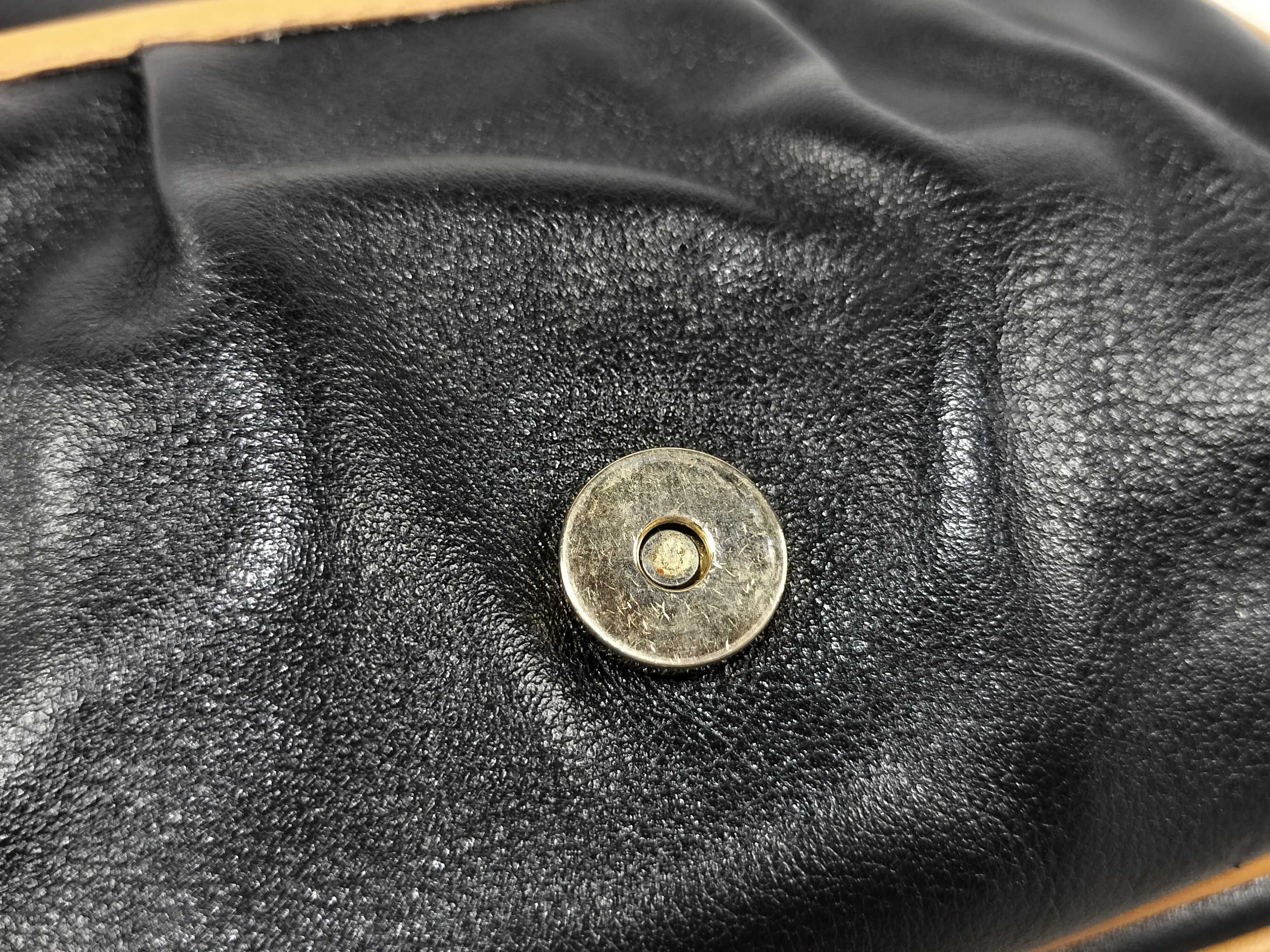 Leather Shoulder Bag Black Shoulder Bag — view 13