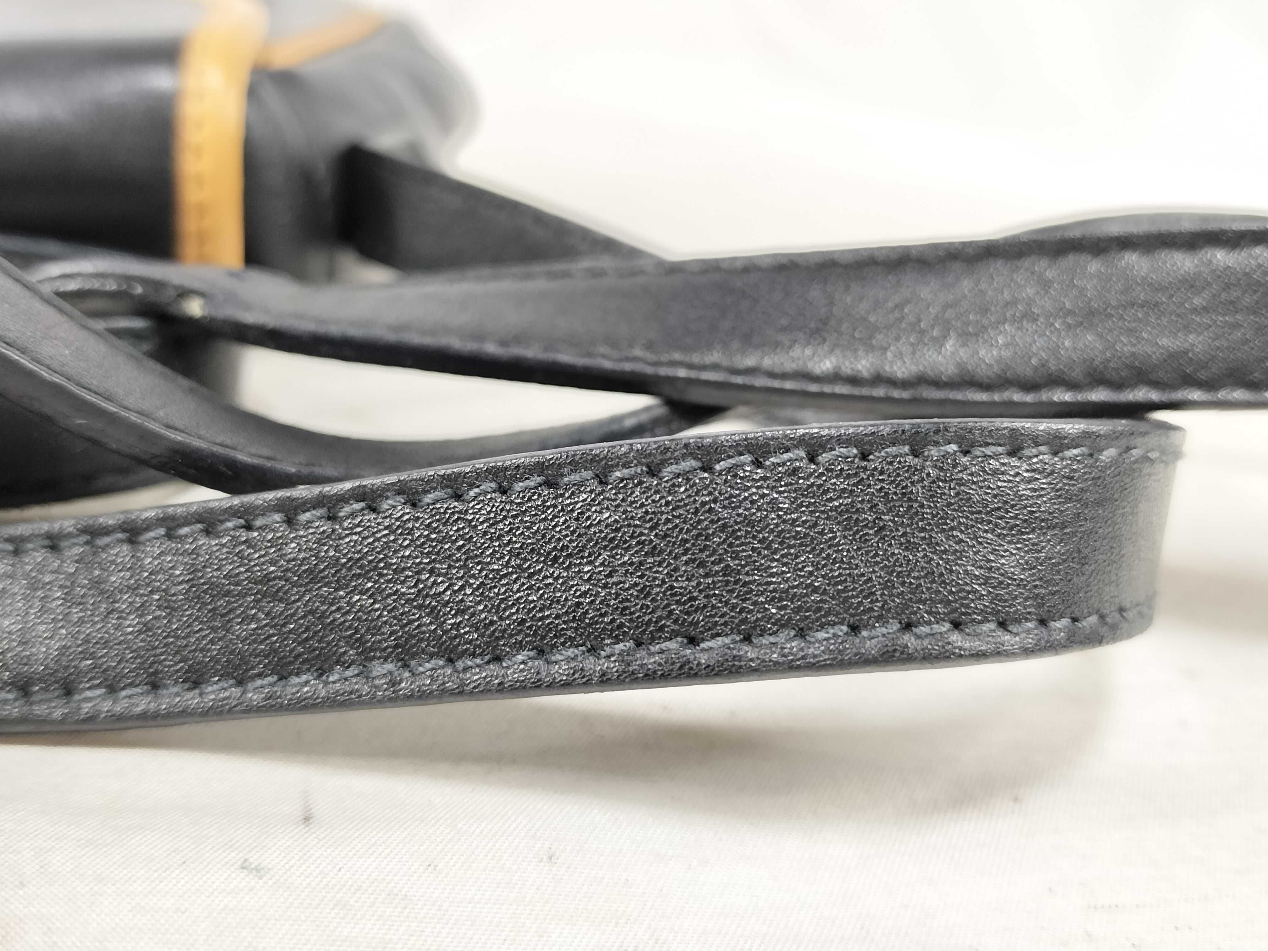 Leather Shoulder Bag Black Shoulder Bag — view 4