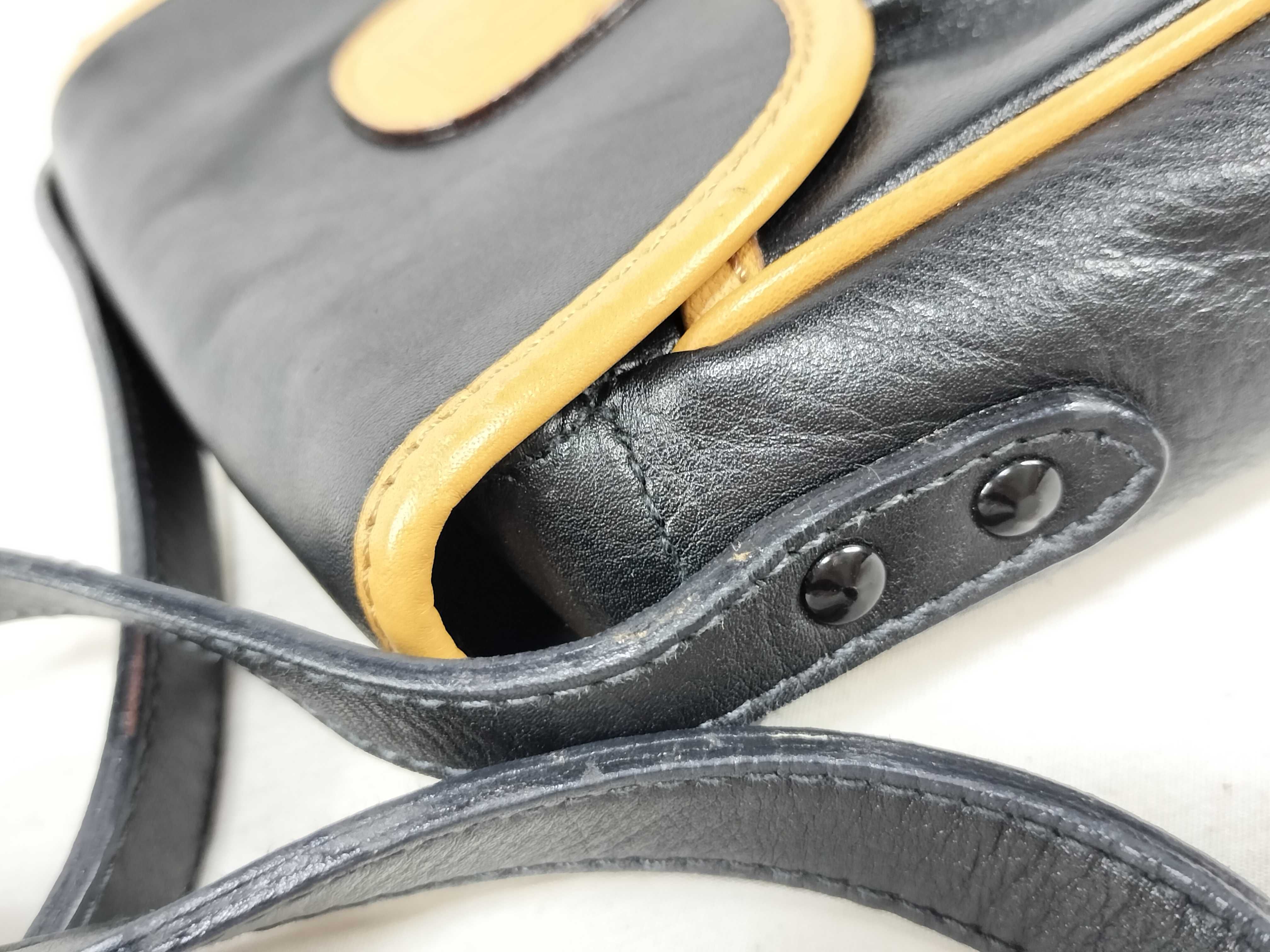 Leather Shoulder Bag Black Shoulder Bag — view 5