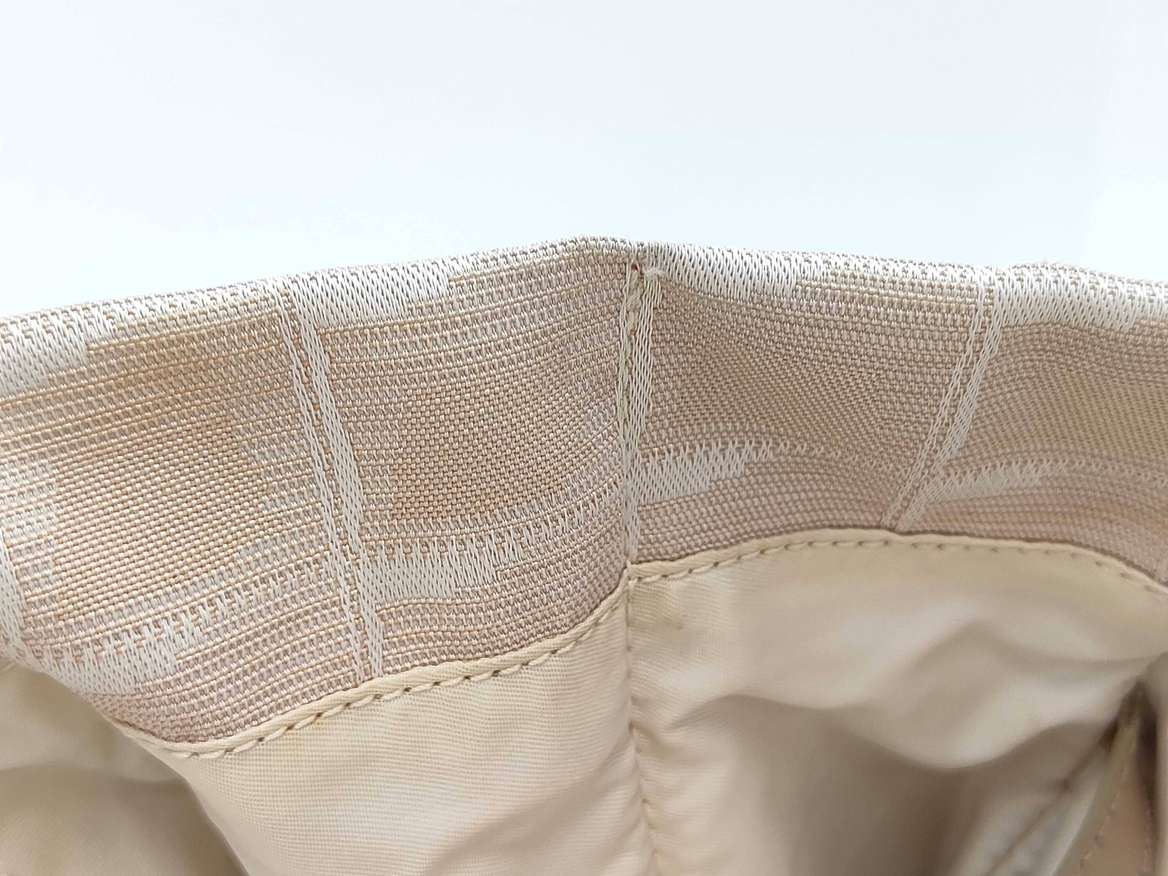New Travel Line Beige Tote Bag — view 8