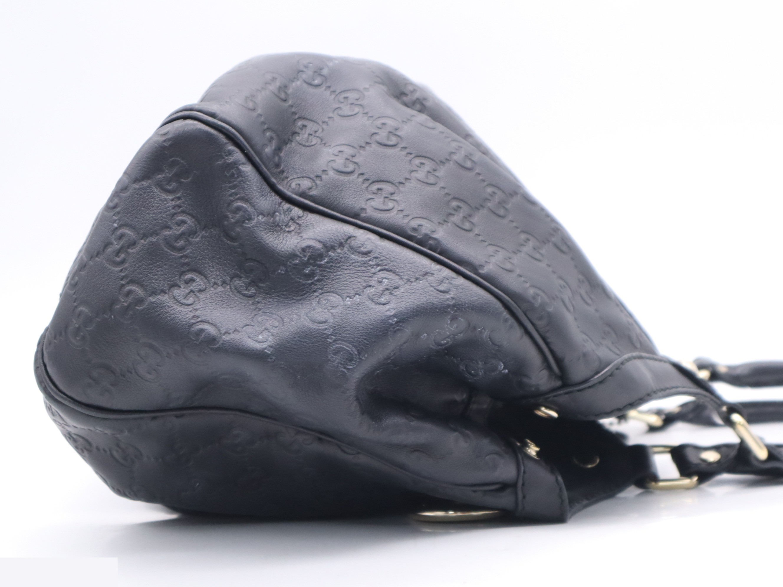 Handbag, black, gold hardware, with charm. — view 5