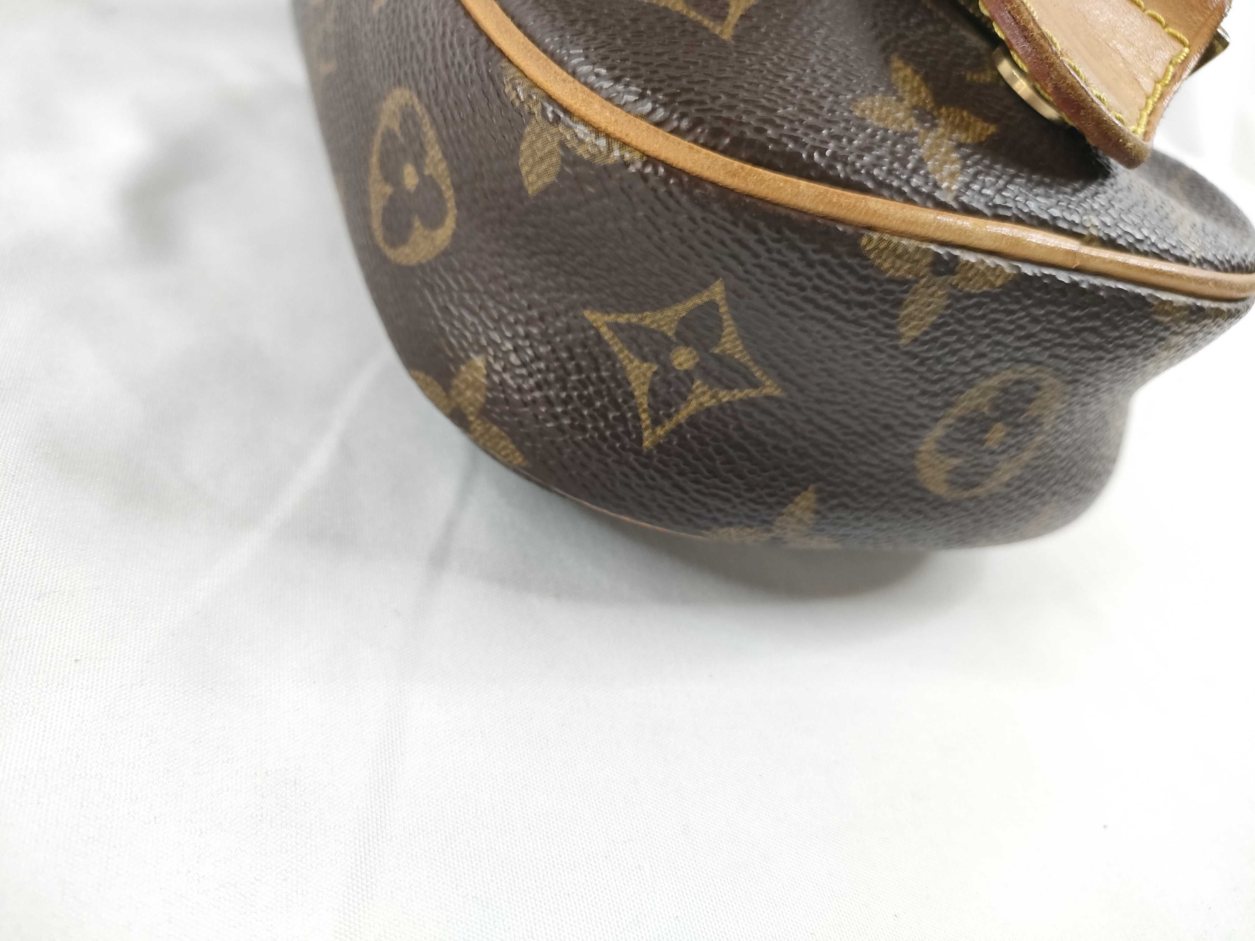 Monogram LV Egg Bag Shoulder Bag — view 3