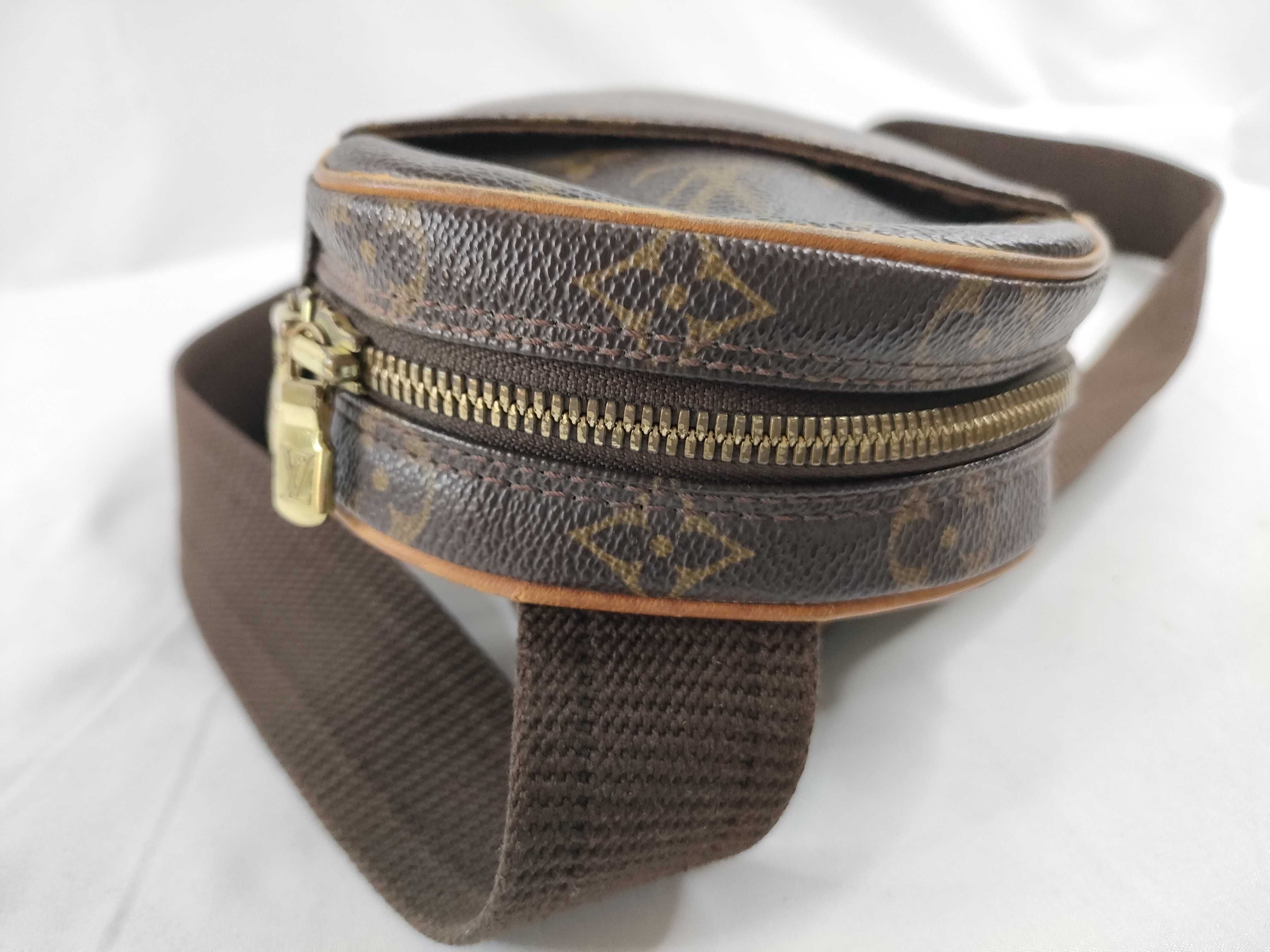 Monogram LV Egg Bag Shoulder Bag — view 8