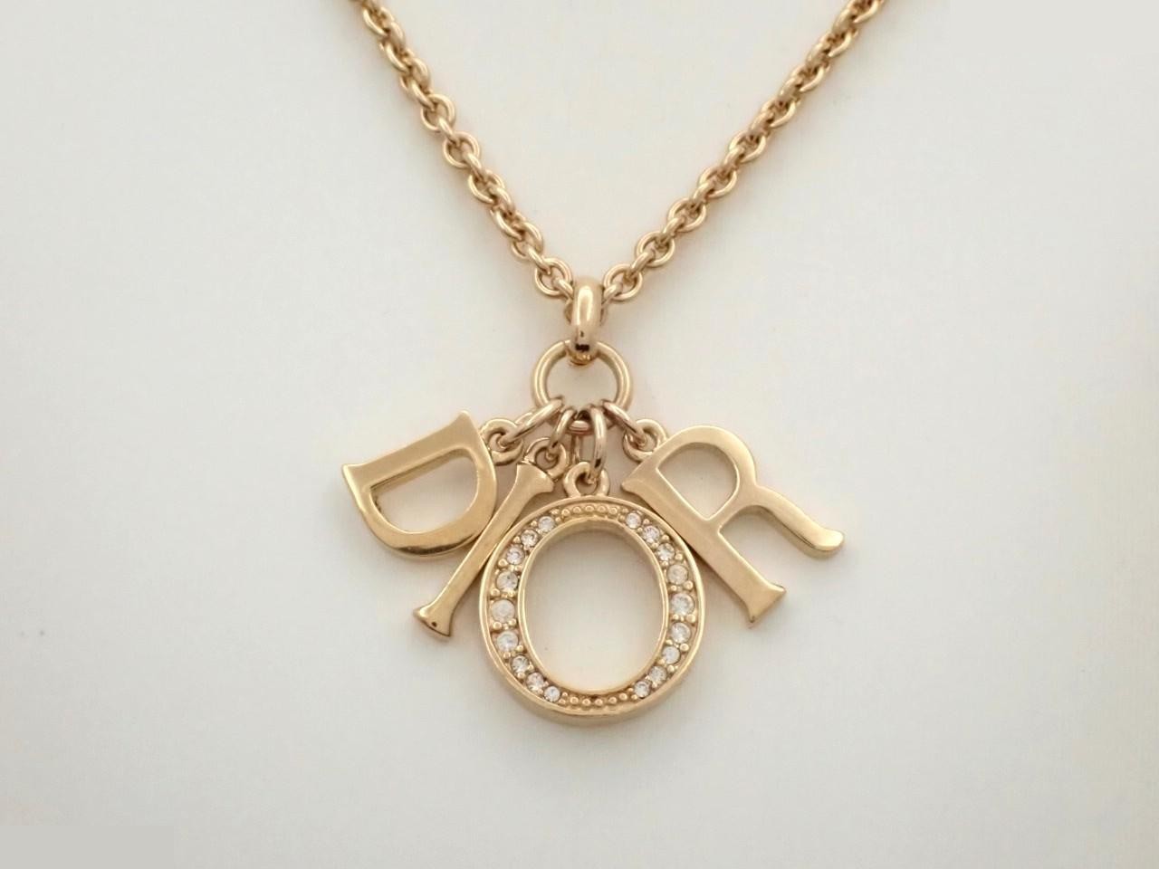 Other lines: Precious metals, necklaces, pendants, logo charm, gold