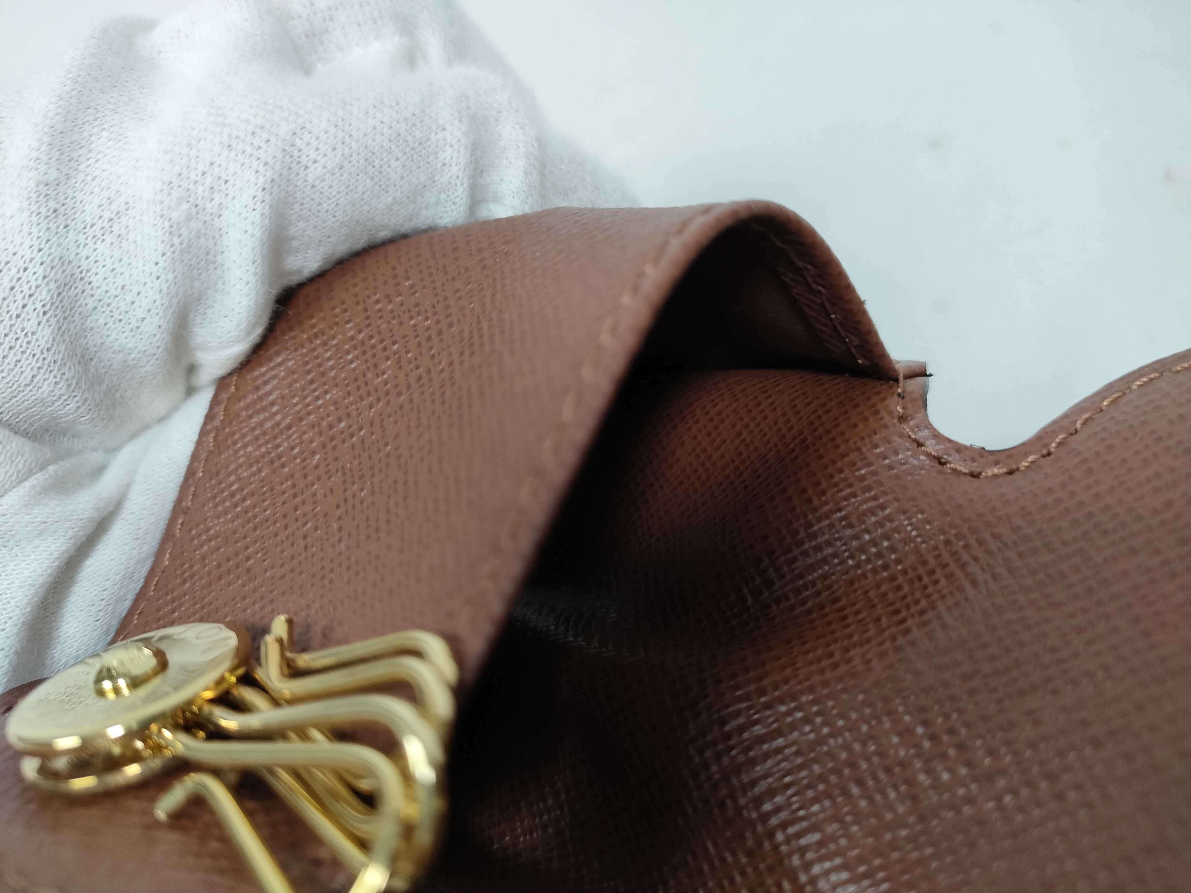 Monogram LV Monogram Multiclés Long M60115 Initial Key Case — view 12