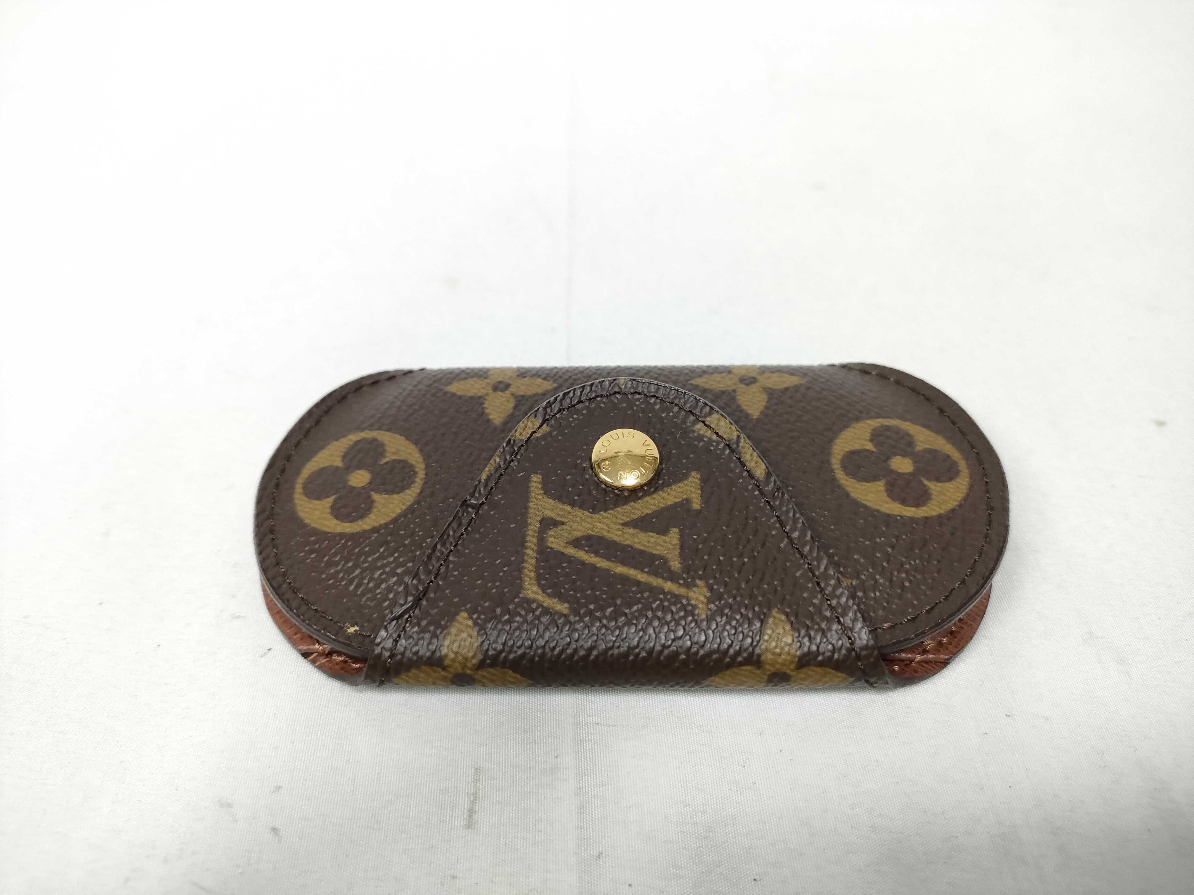 Monogram LV Monogram Multiclés Long M60115 Initial Key Case — view 8