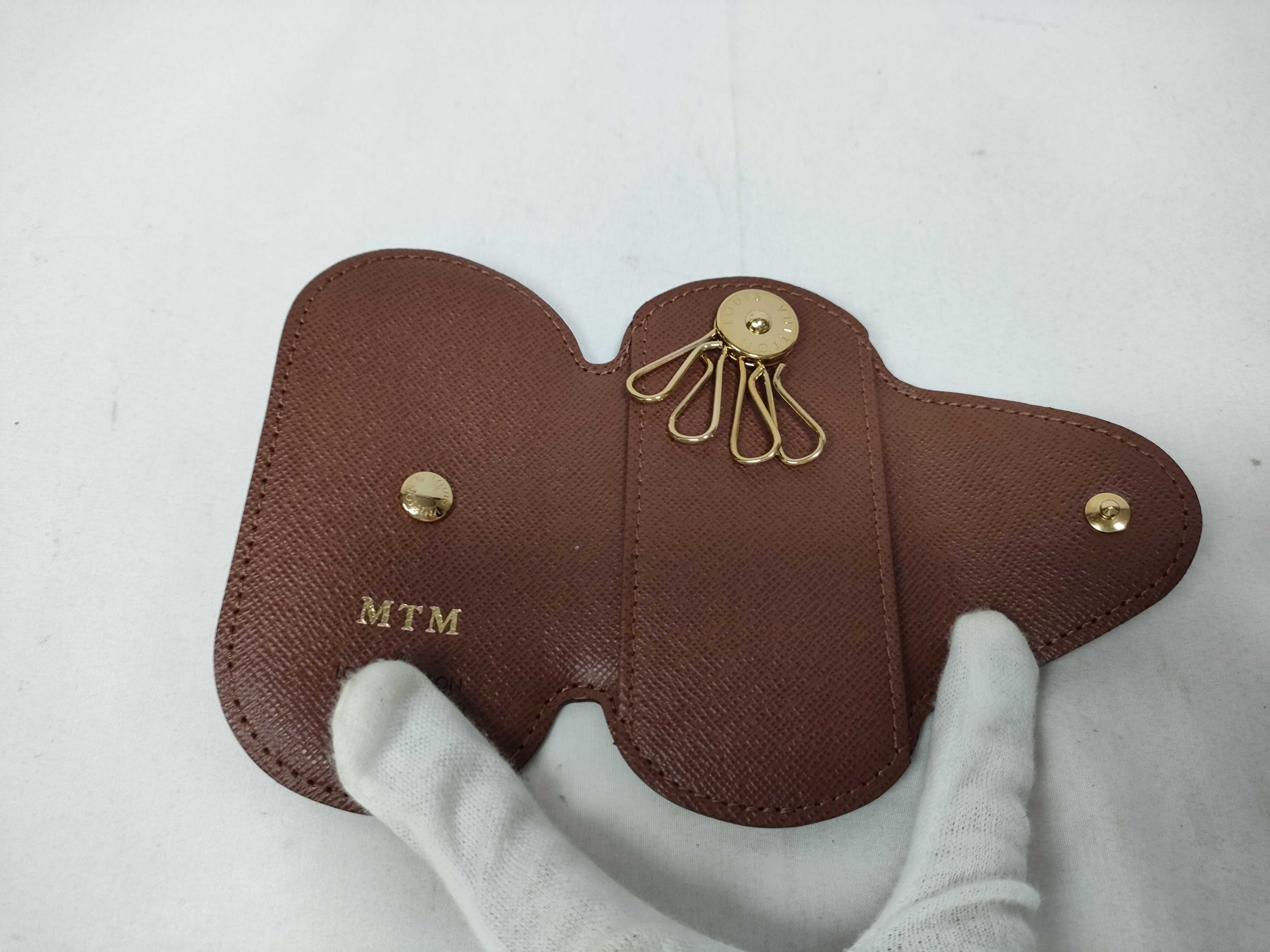 Monogram LV Monogram Multiclés Long M60115 Initial Key Case — view 9
