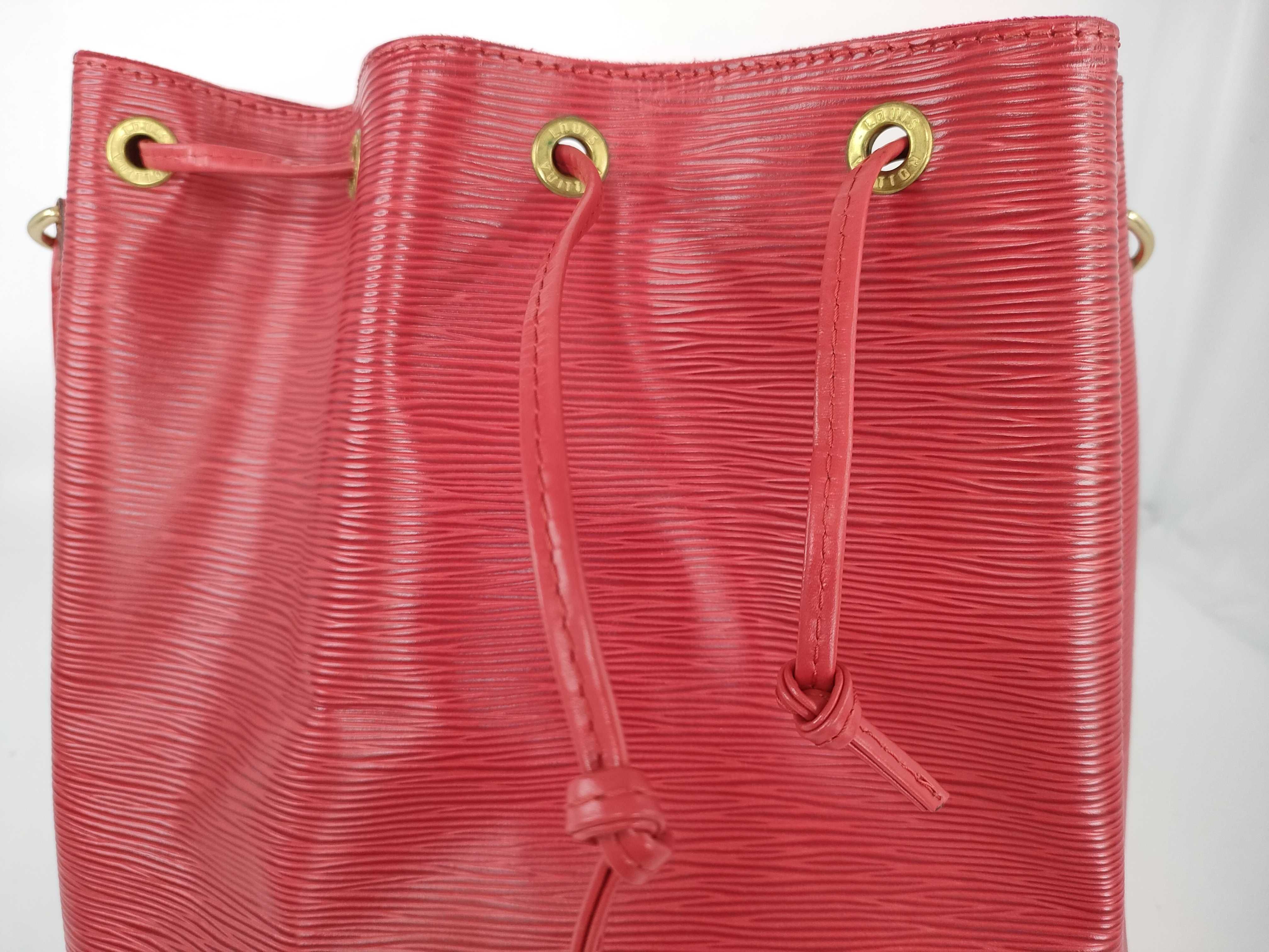 Epi Louis Vuitton Epi Noe M44007 Castilian Red Shoulder Bag (VO8155) Shoulder Bag — view 11