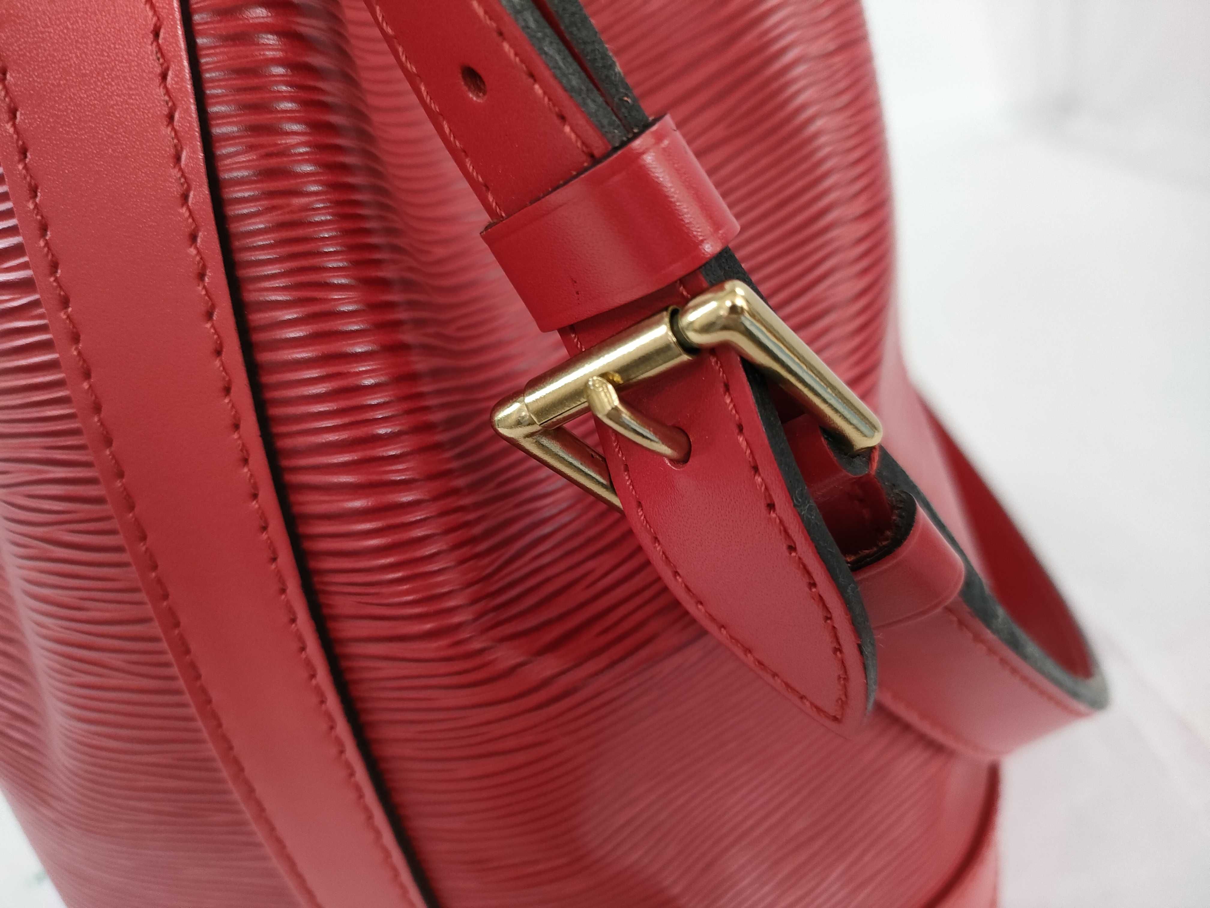 Epi Louis Vuitton Epi Noe M44007 Castilian Red Shoulder Bag (VO8155) Shoulder Bag — view 13