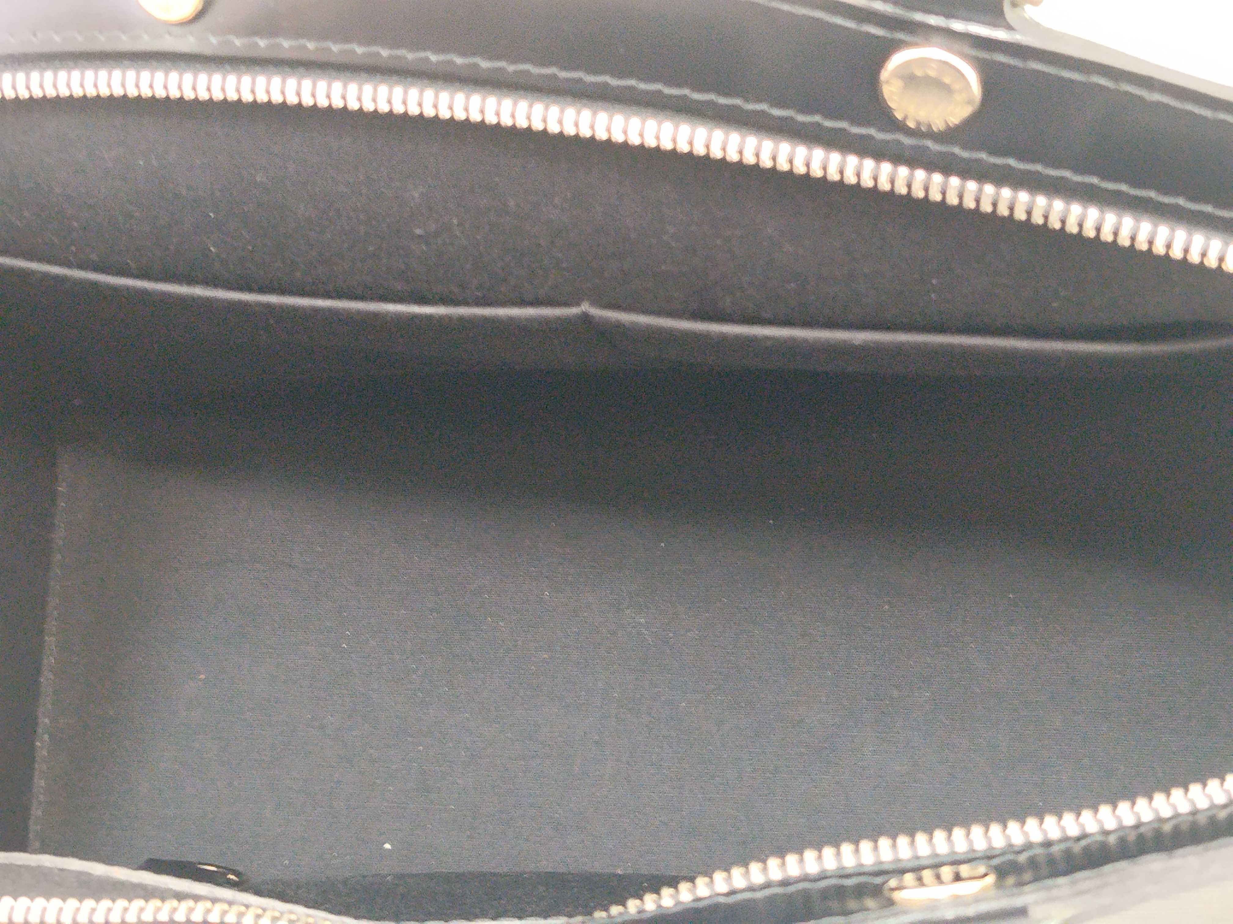 Epi Leather Blair MM M40329 Black Handbag — view 11