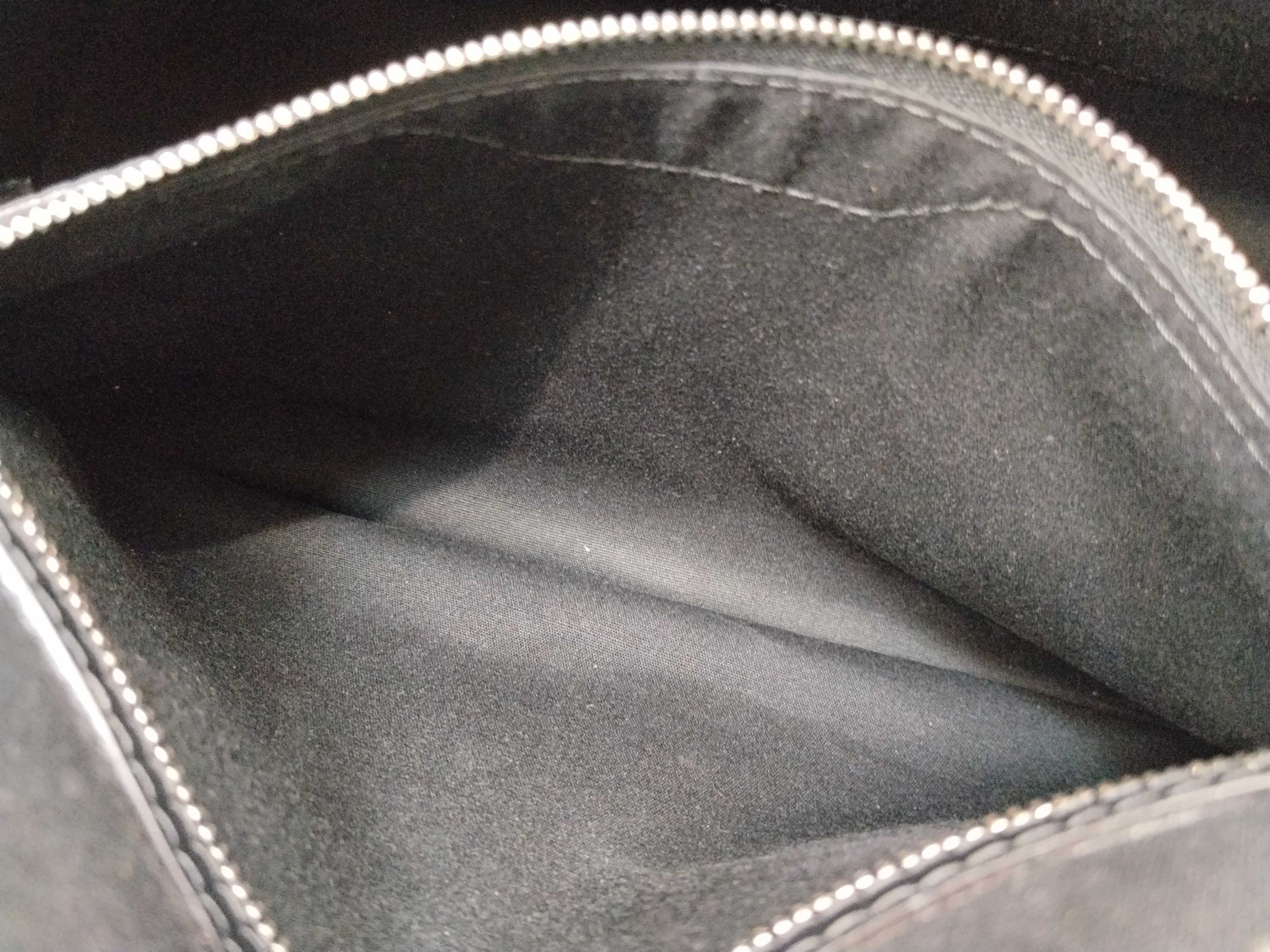 Epi Leather Blair MM M40329 Black Handbag — view 14