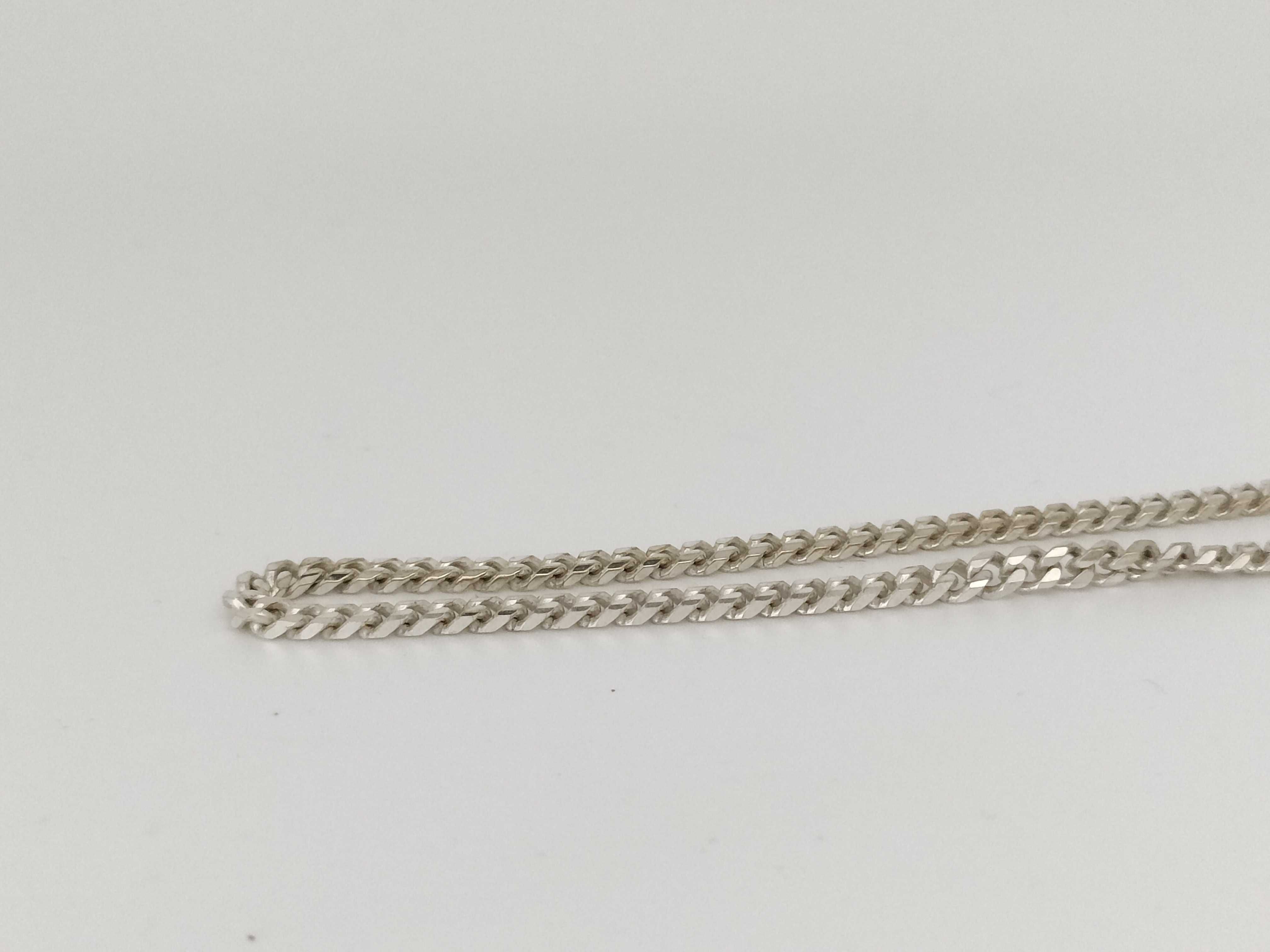 Cuban link chain necklace — view 2