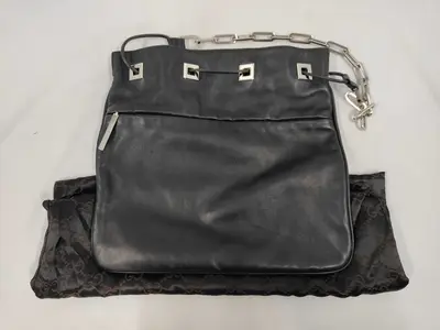 (Tom Ford era) Nylon x Leather Metal Chain Shoulder Bag 001・4036・1705 Drawstring Bag Black (ky24991) Shoulder Bag