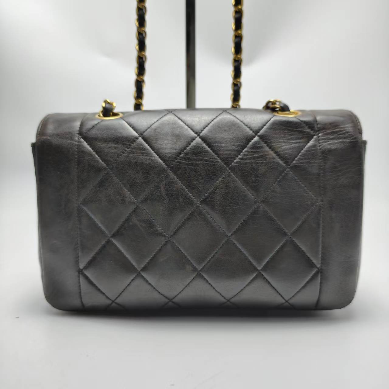 【*Shipped from: China*】CHANEL Flap Lambskin Shoulder Bag 3744345 — view 2