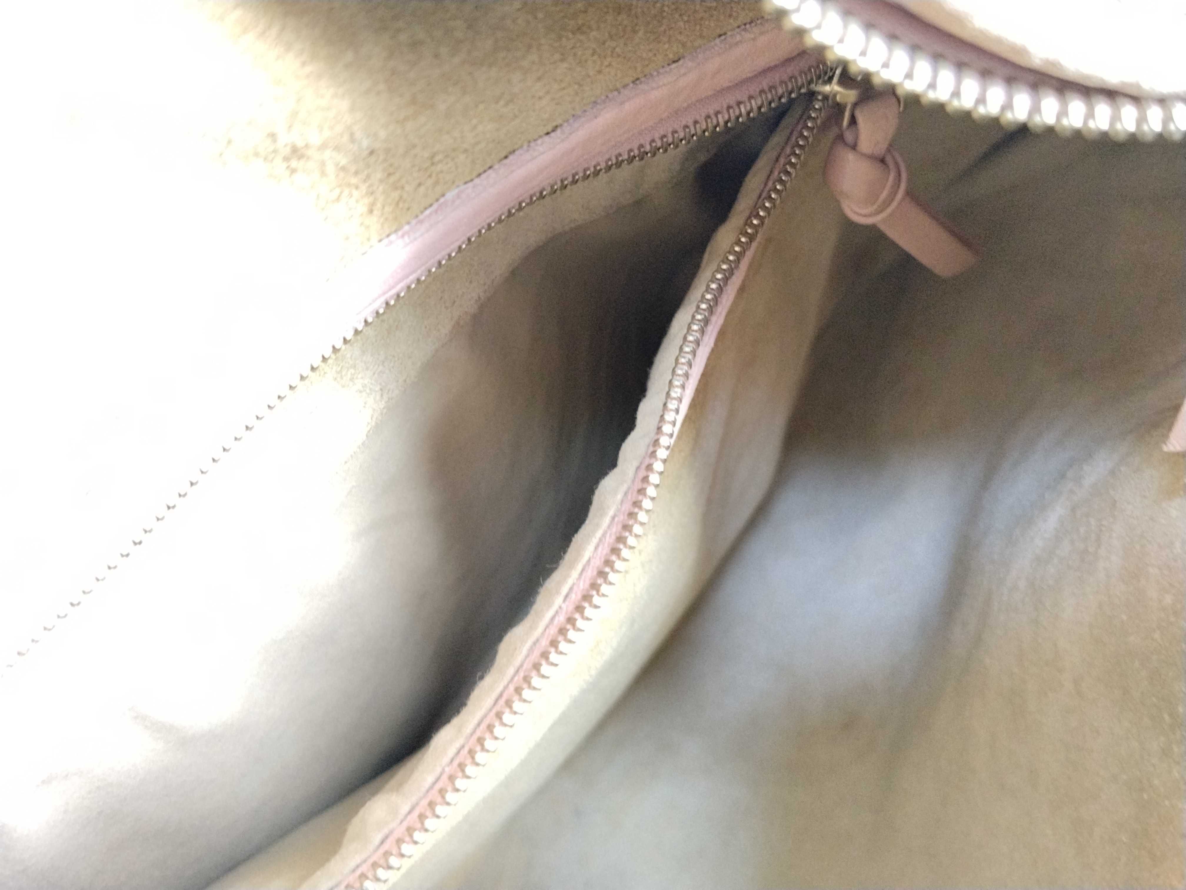 Intrecciato Bottega Veneta Hobo Shoulder Bag — view 11