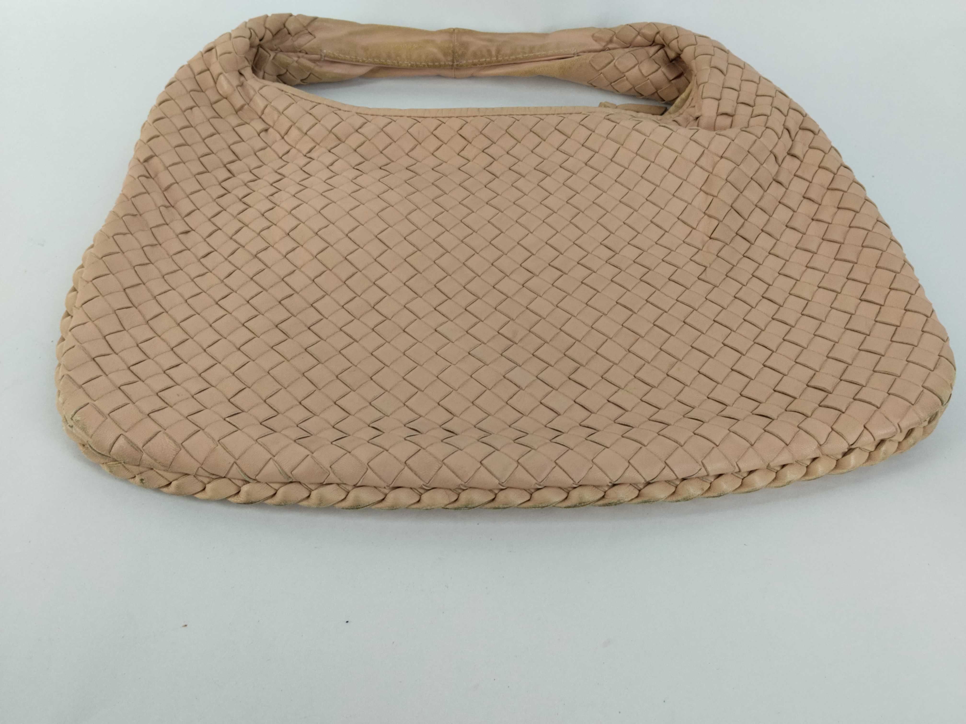 Intrecciato Bottega Veneta Hobo Shoulder Bag — view 7