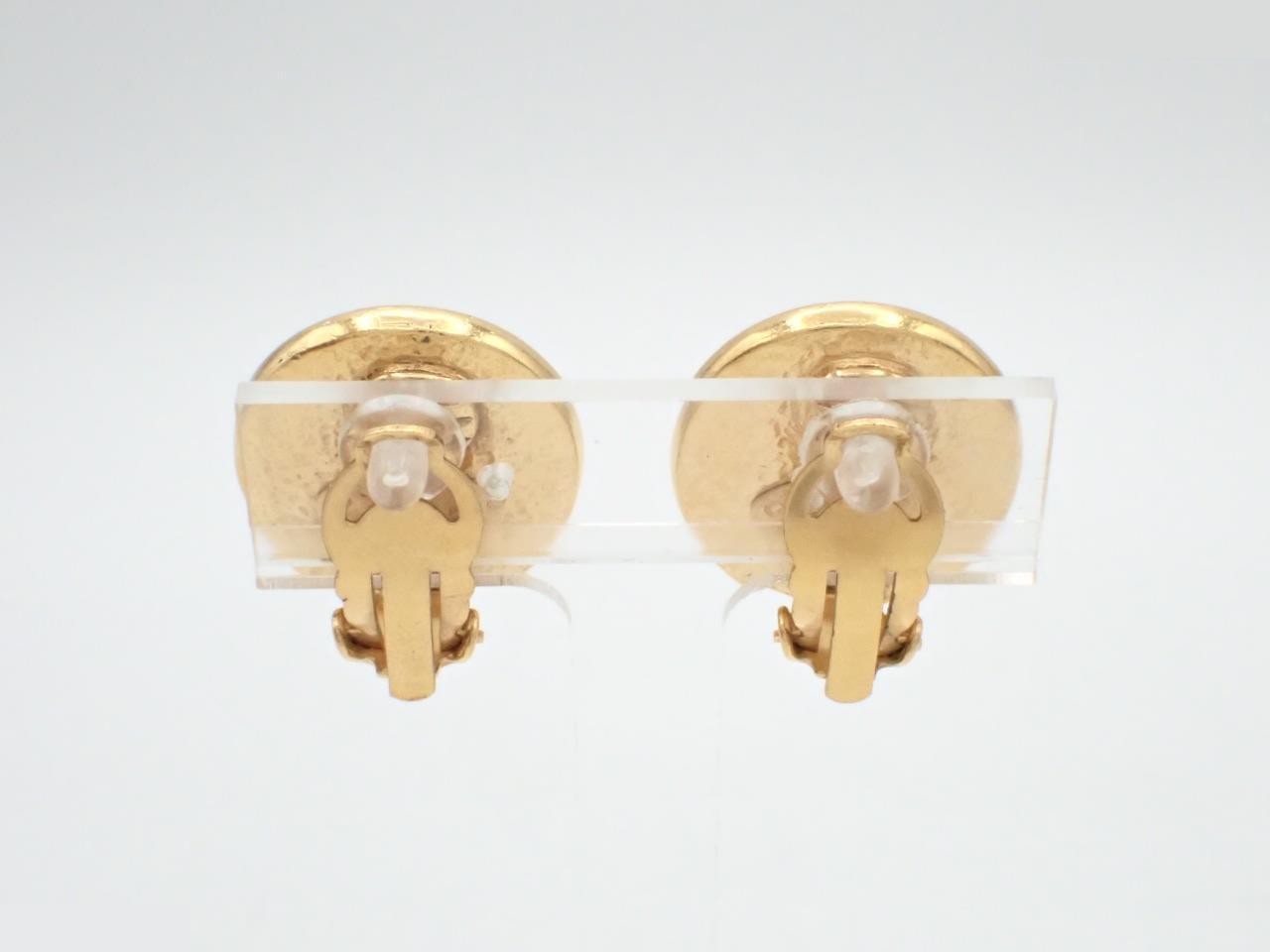 Earrings here mark gold — view 2