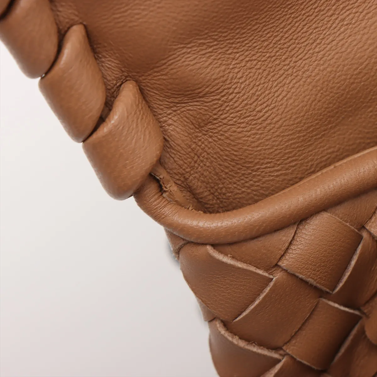 Intrecciato Chain Shoulder Bag Beige with Mirror — view 13