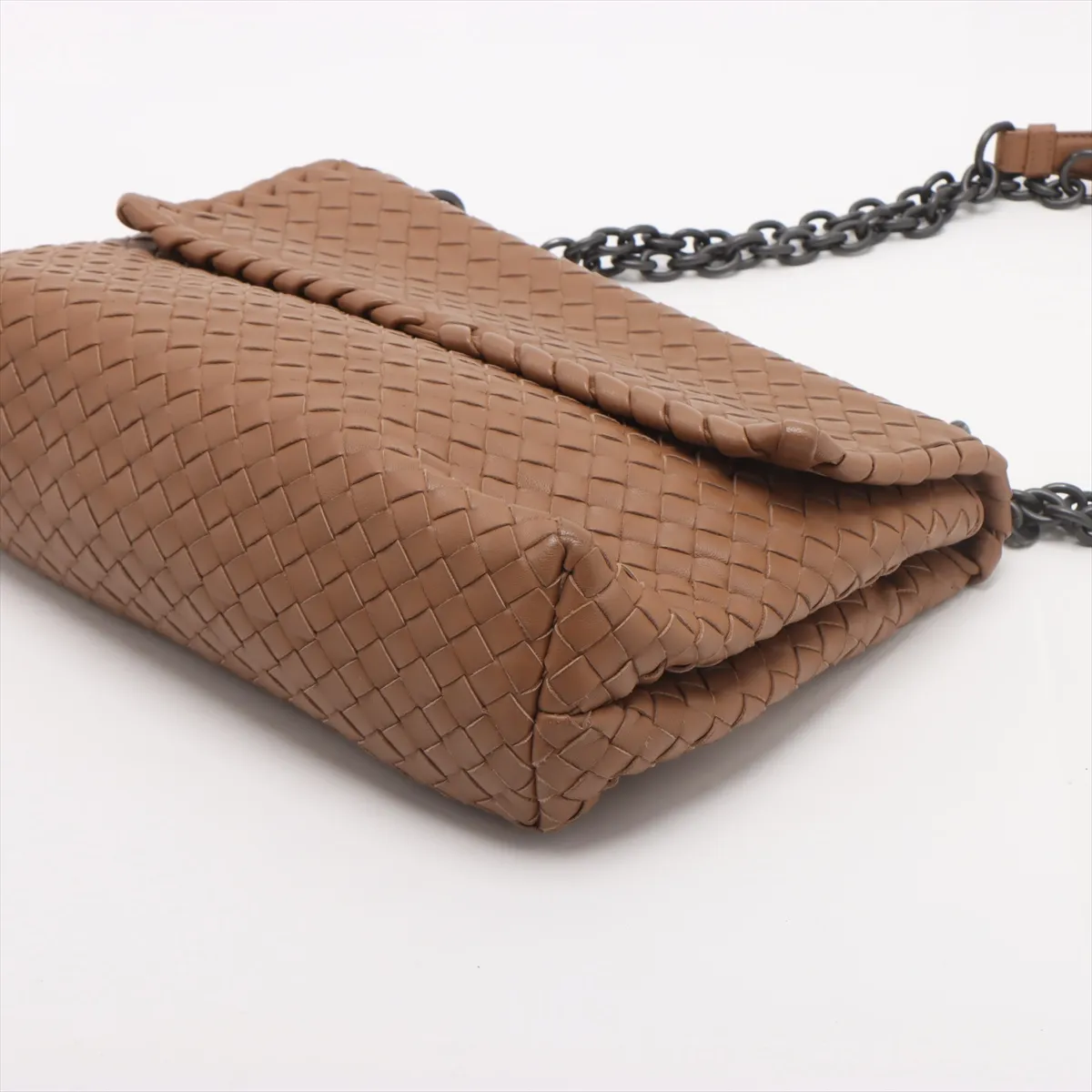 Intrecciato Chain Shoulder Bag Beige with Mirror — view 3