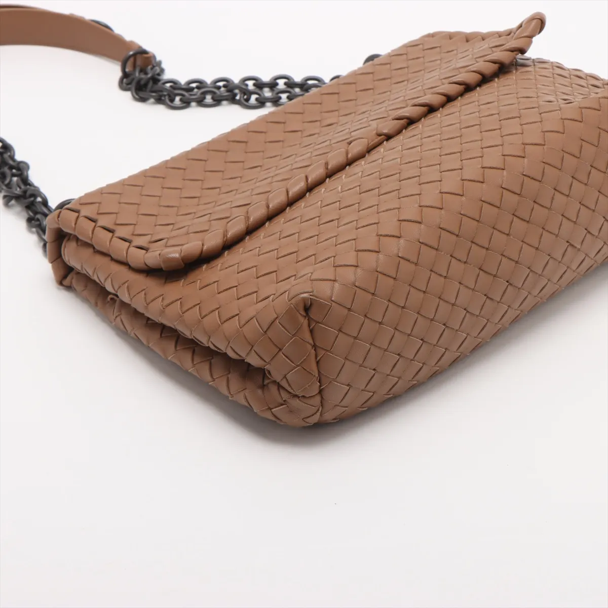 Intrecciato Chain Shoulder Bag Beige with Mirror — view 4