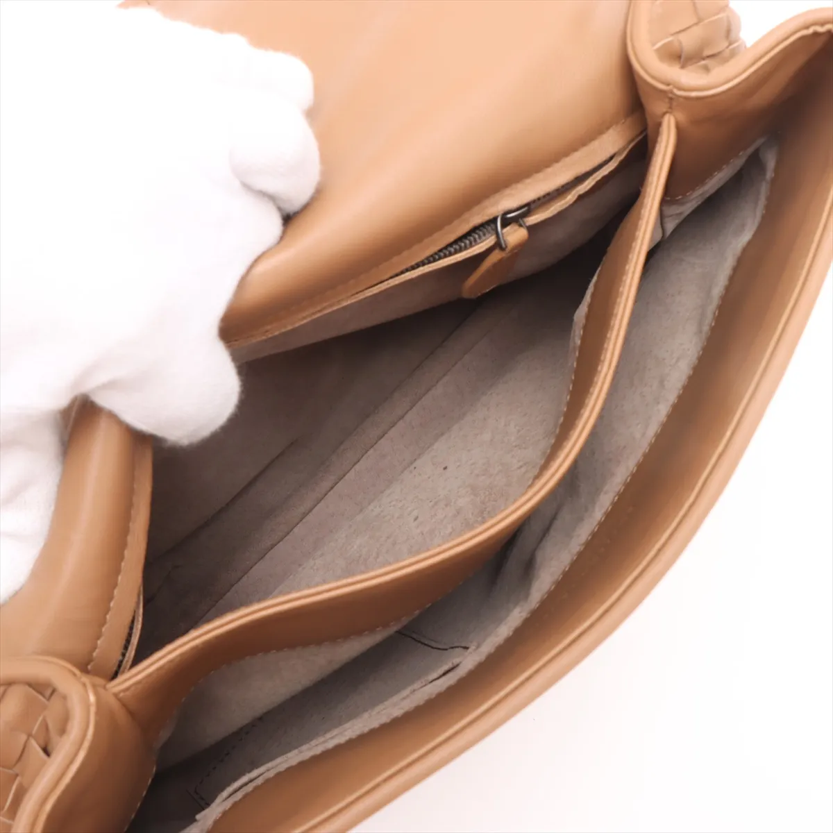 Intrecciato Chain Shoulder Bag Beige with Mirror — view 8