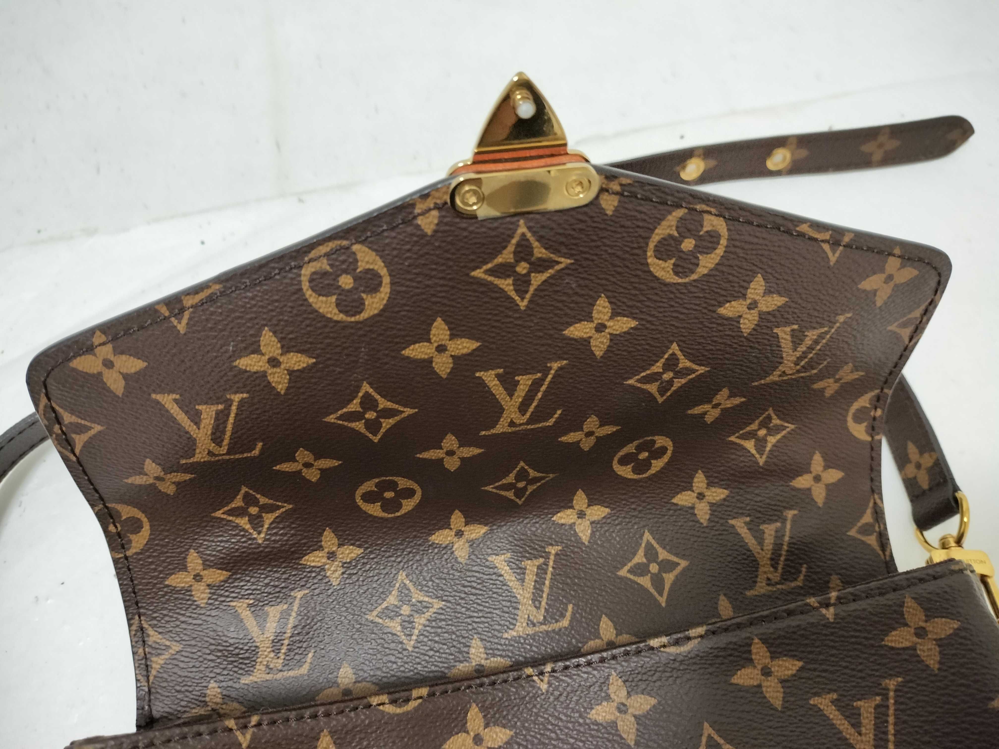 Monogram LV Pochette Metis MM M44875 IC・FO2179 ST Handbag — view 9