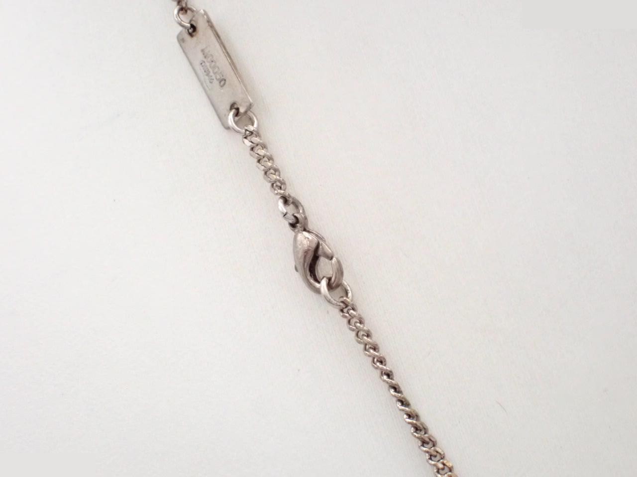 Triple V Necklace m00050 — view 2