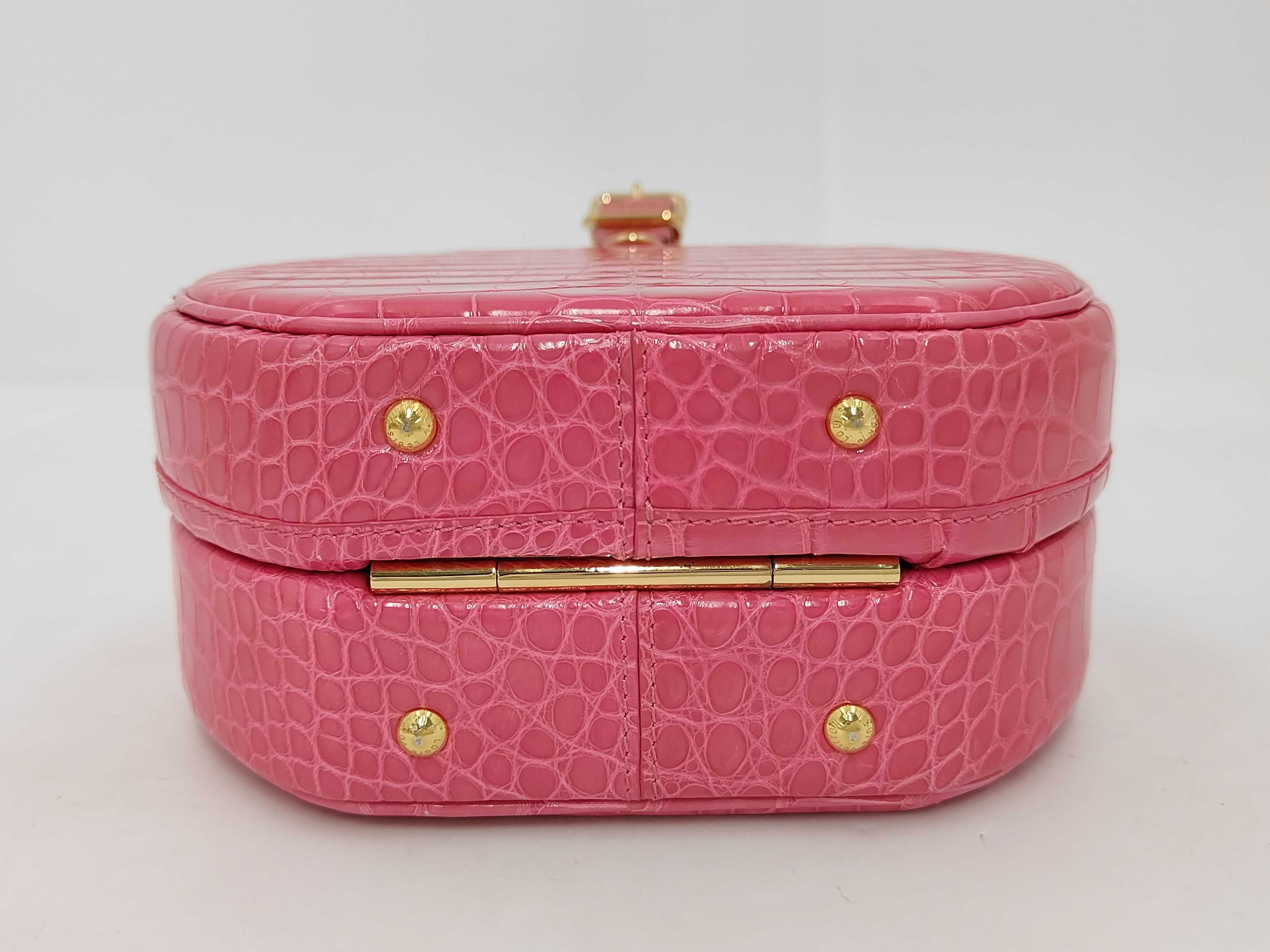 Petite Boite Chapeau 2-Way Handbag — view 6