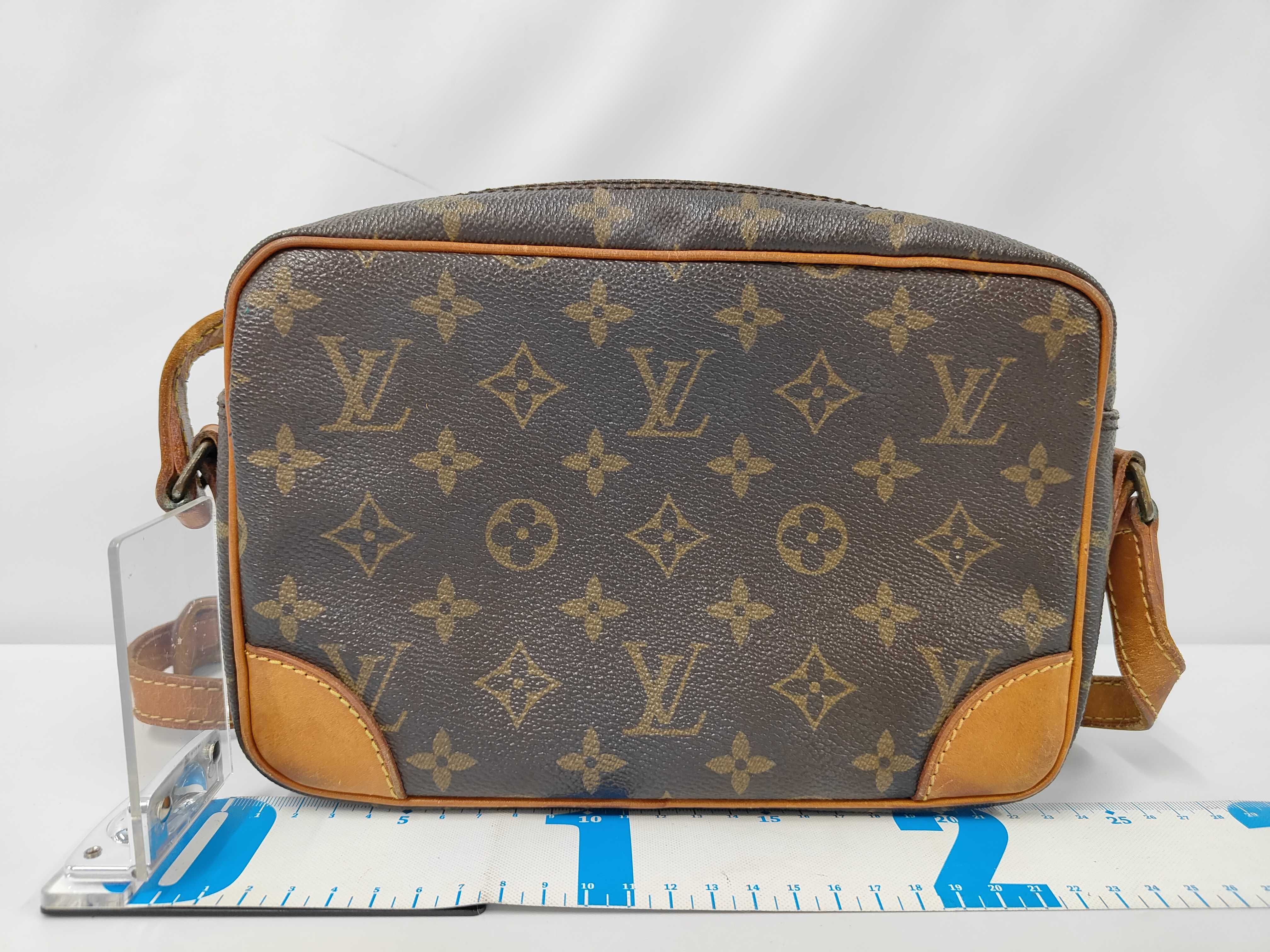 M51276 Monogram Trocadero 24 Shoulder Bag — view 2