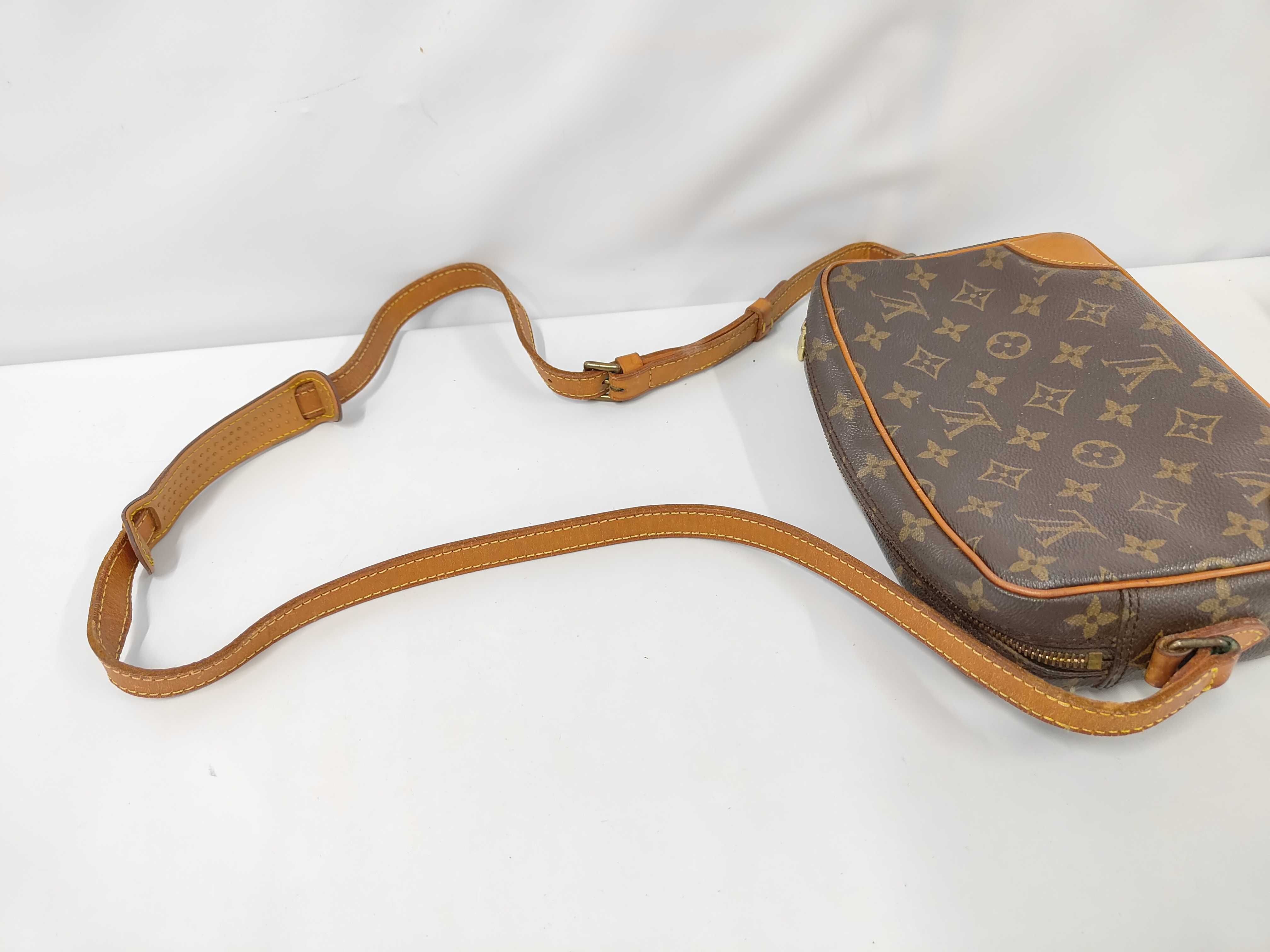 M51276 Monogram Trocadero 24 Shoulder Bag — view 5