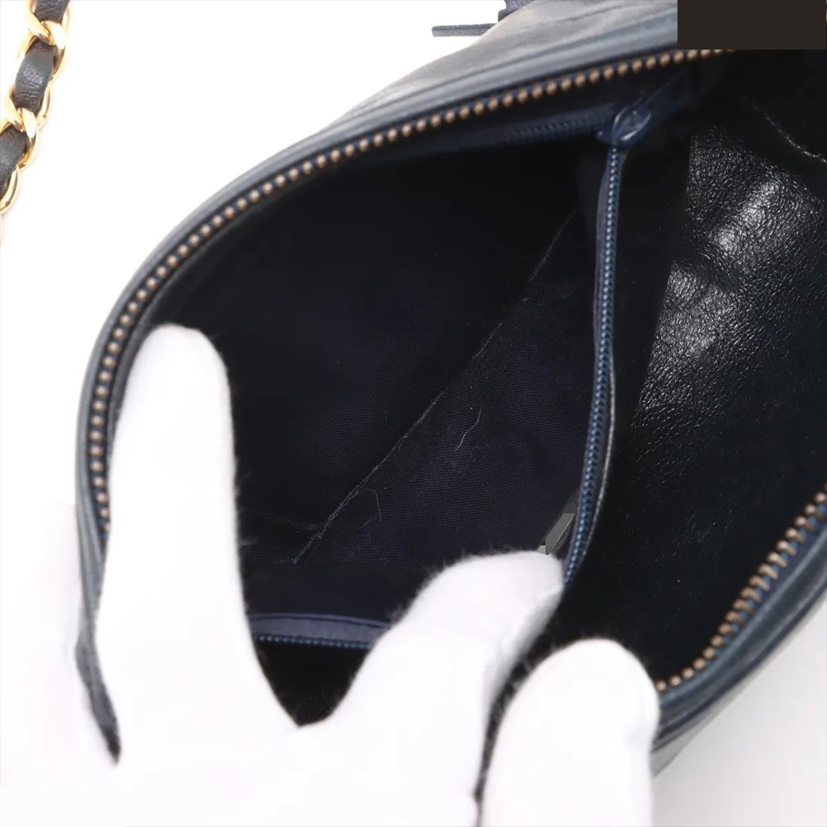 Matelassé lambskin chain shoulder bag with fringe (series number 0) — view 7