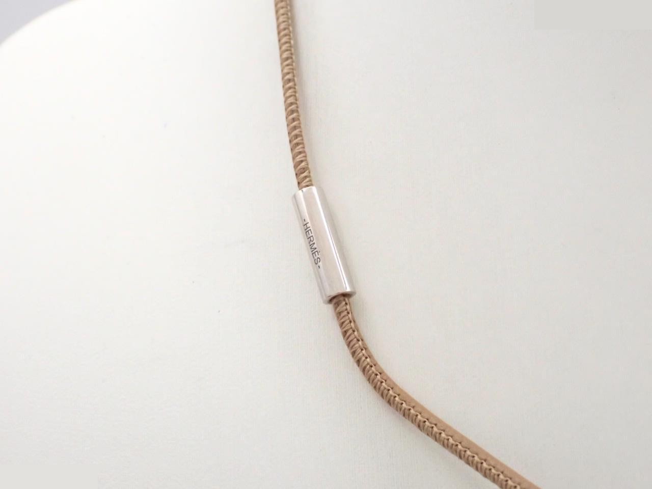Necklace/Pendant H Equip Buffalo Horn — view 2