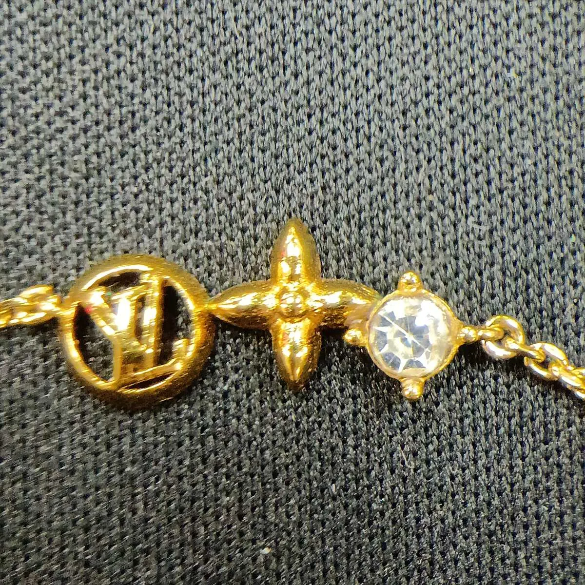 M00368 Collier Petit Louis LE3272 Necklace, GP Gold. Shows signs of wear, — view 7