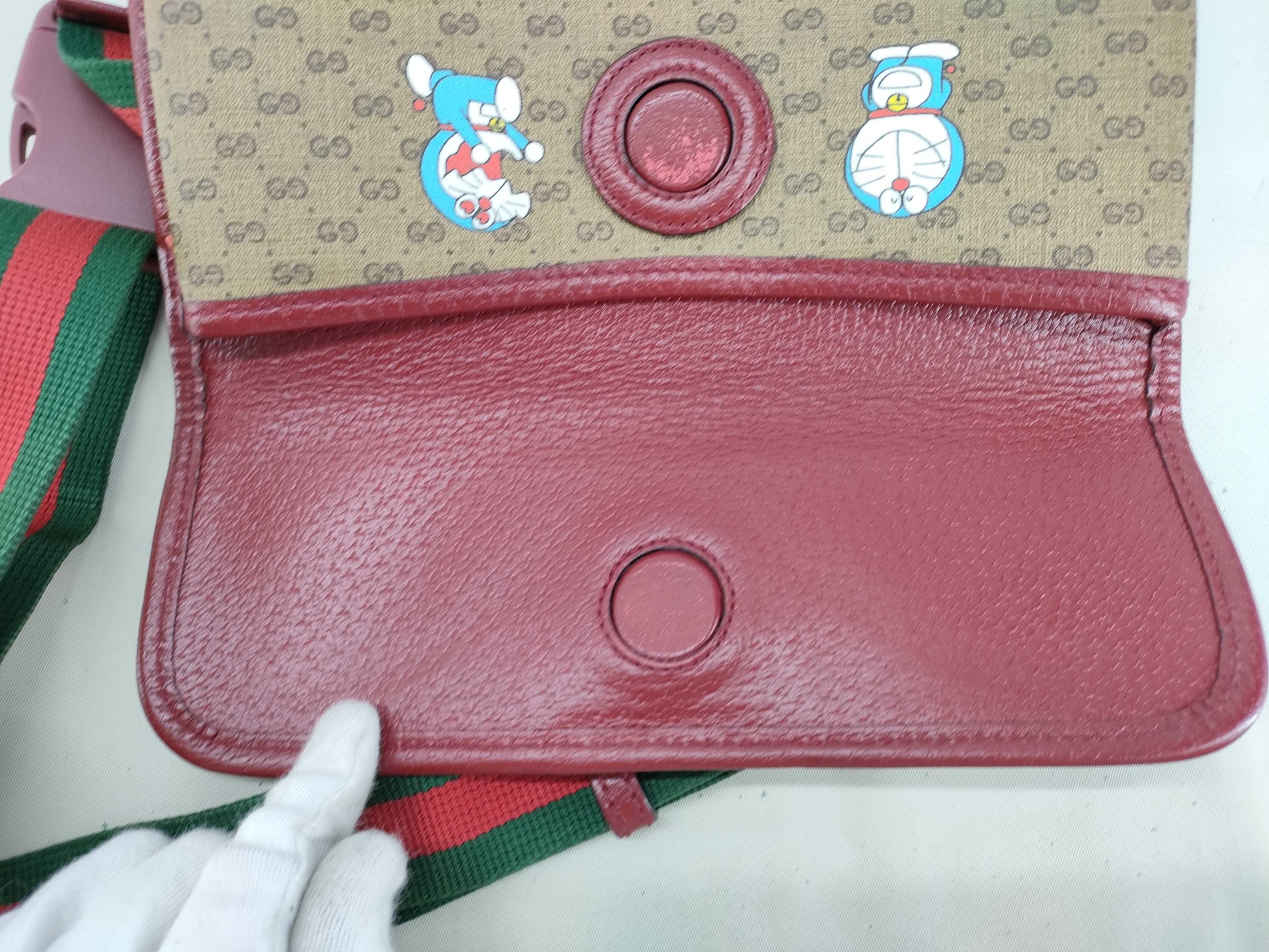 Interlocking G Doraemon Collaboration Body Bag PVC x Leather Multicolor 647817 Shoulder Bag — view 14
