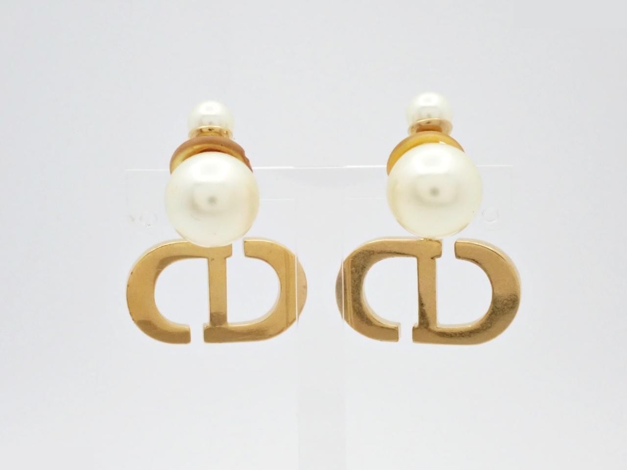 gold — view 2