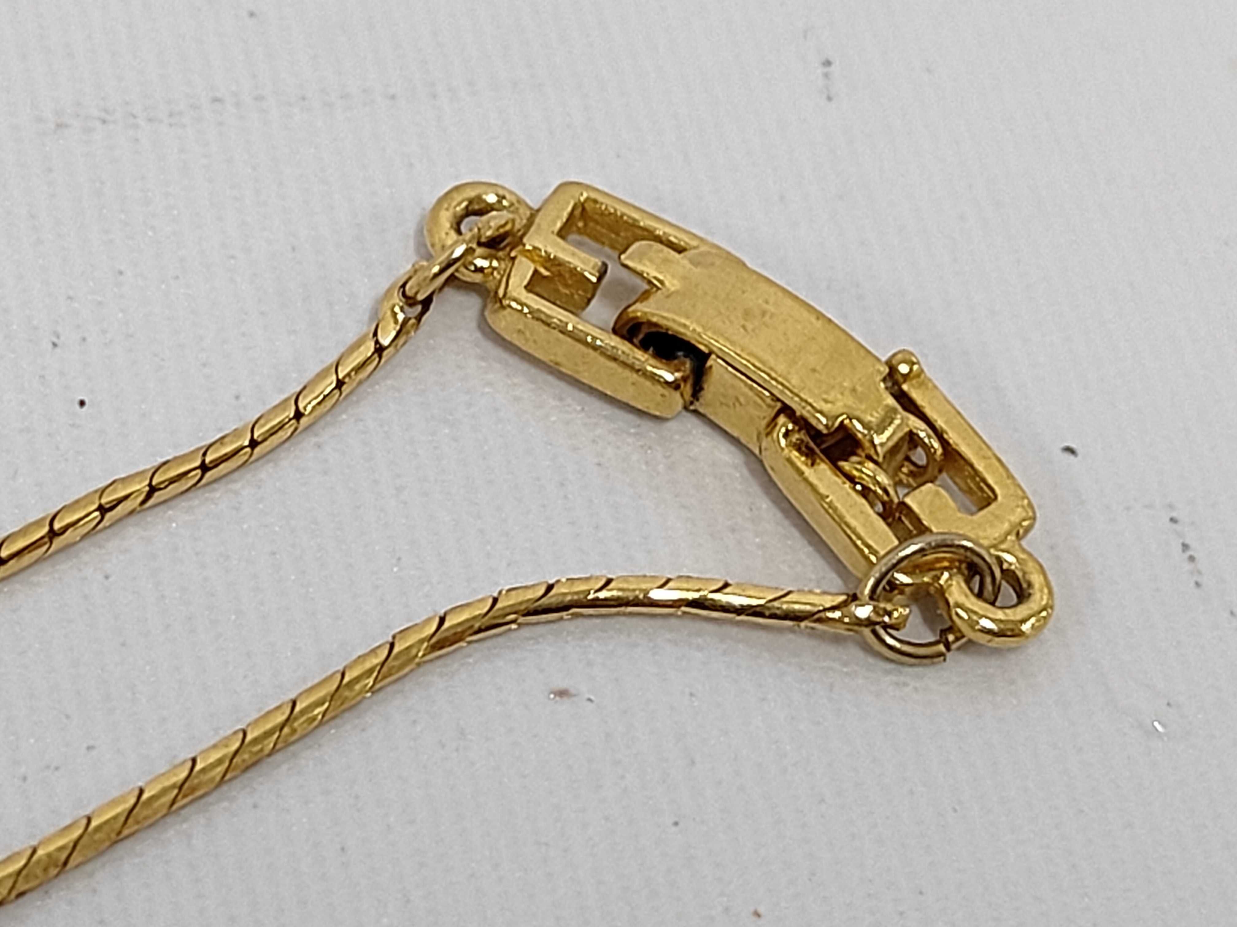 G-logo heart ribbon rhinestone gold necklace — view 6