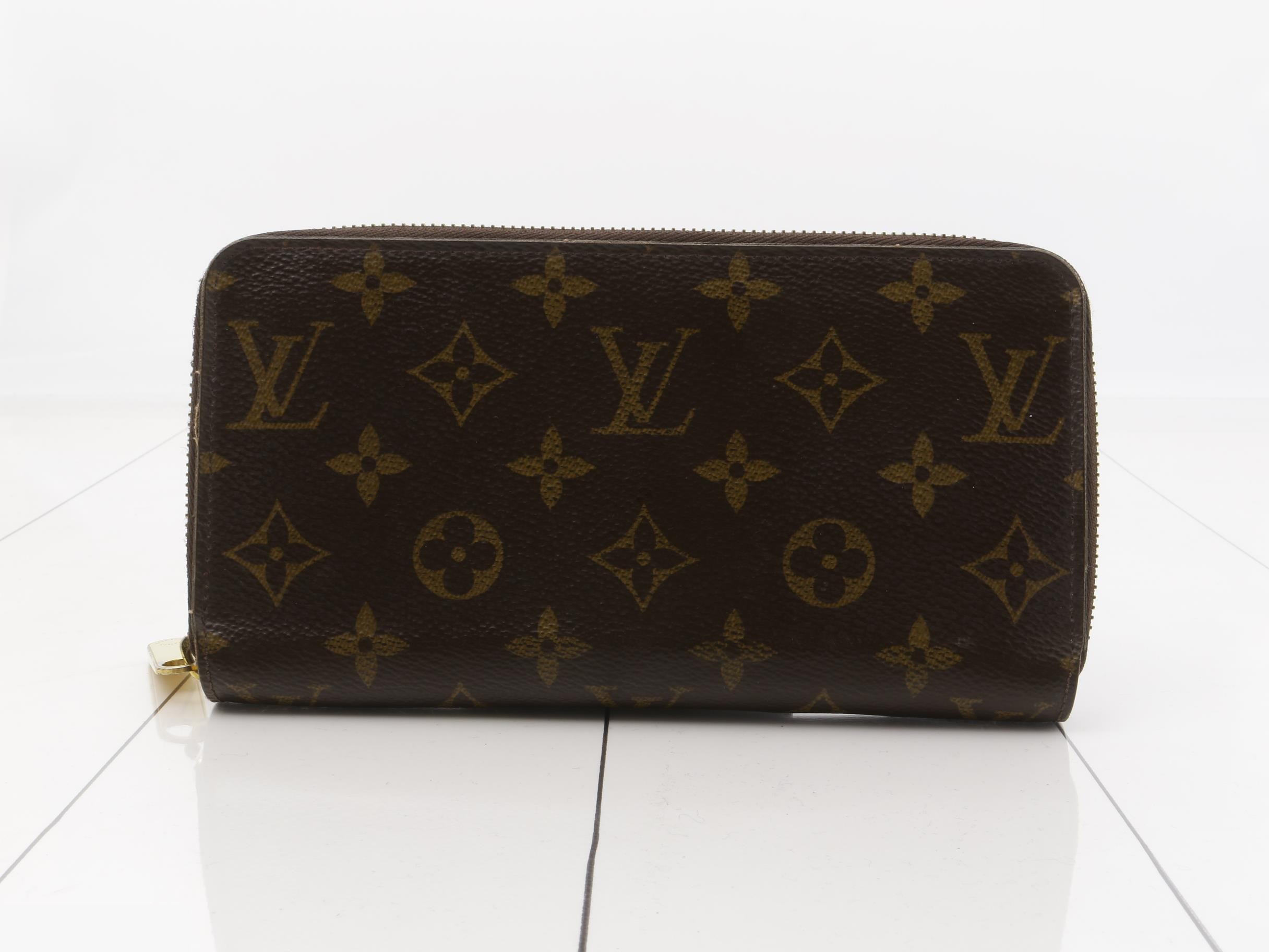 Zippy Wallet Brown