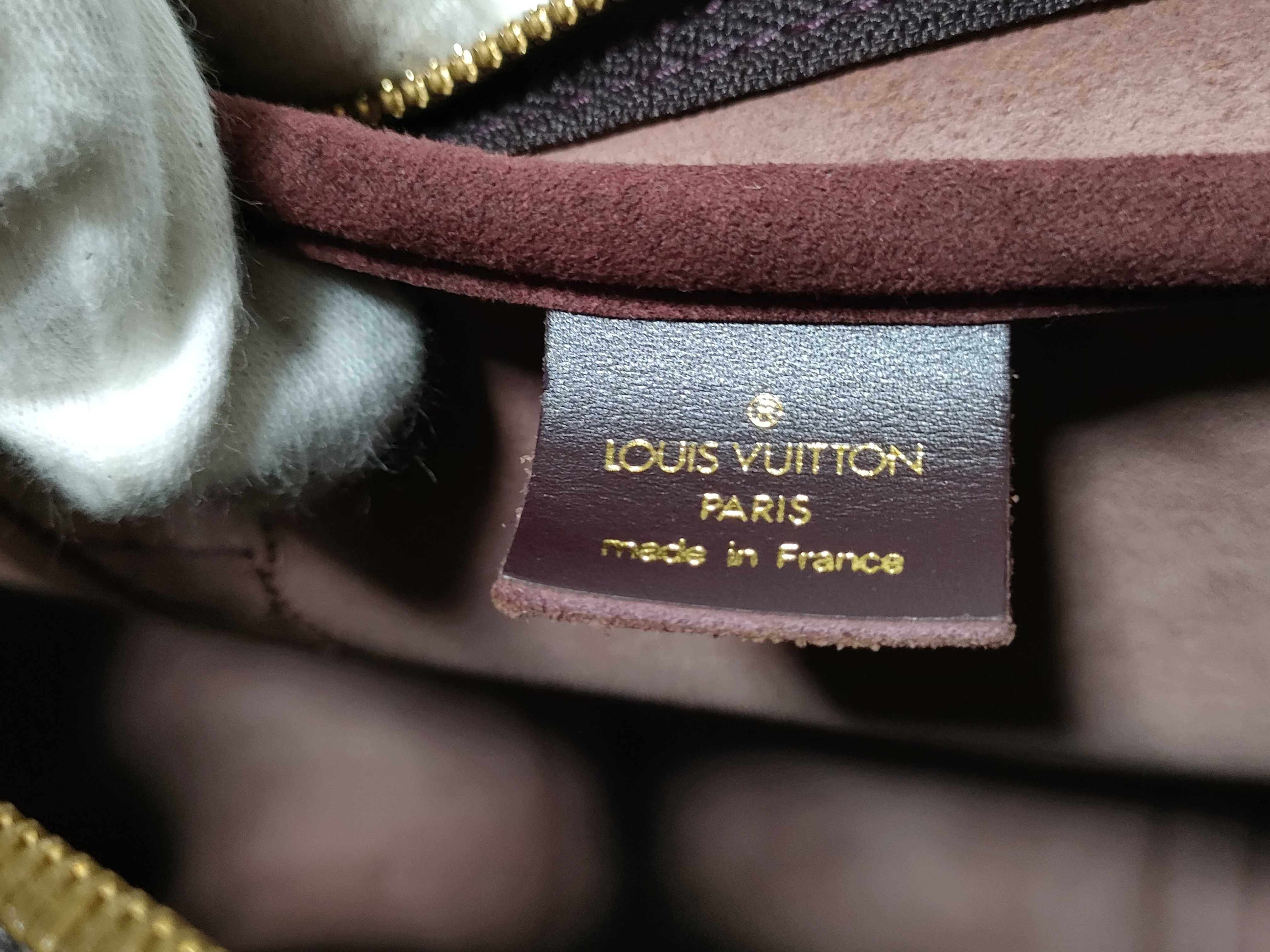 Taiga Kendall PM Acajou M30126 Boston Bag — view 11