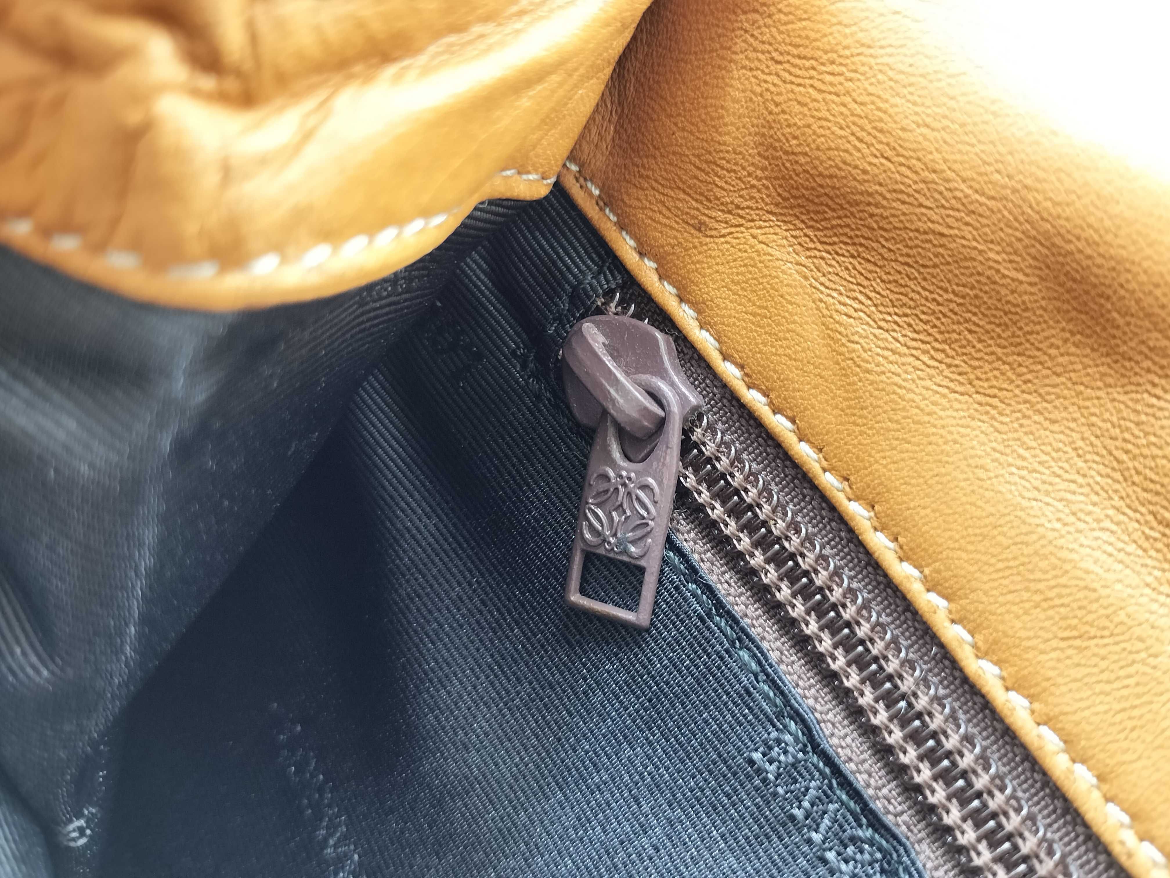 (Loewe) Bag 8 Shoulder Bag — view 14
