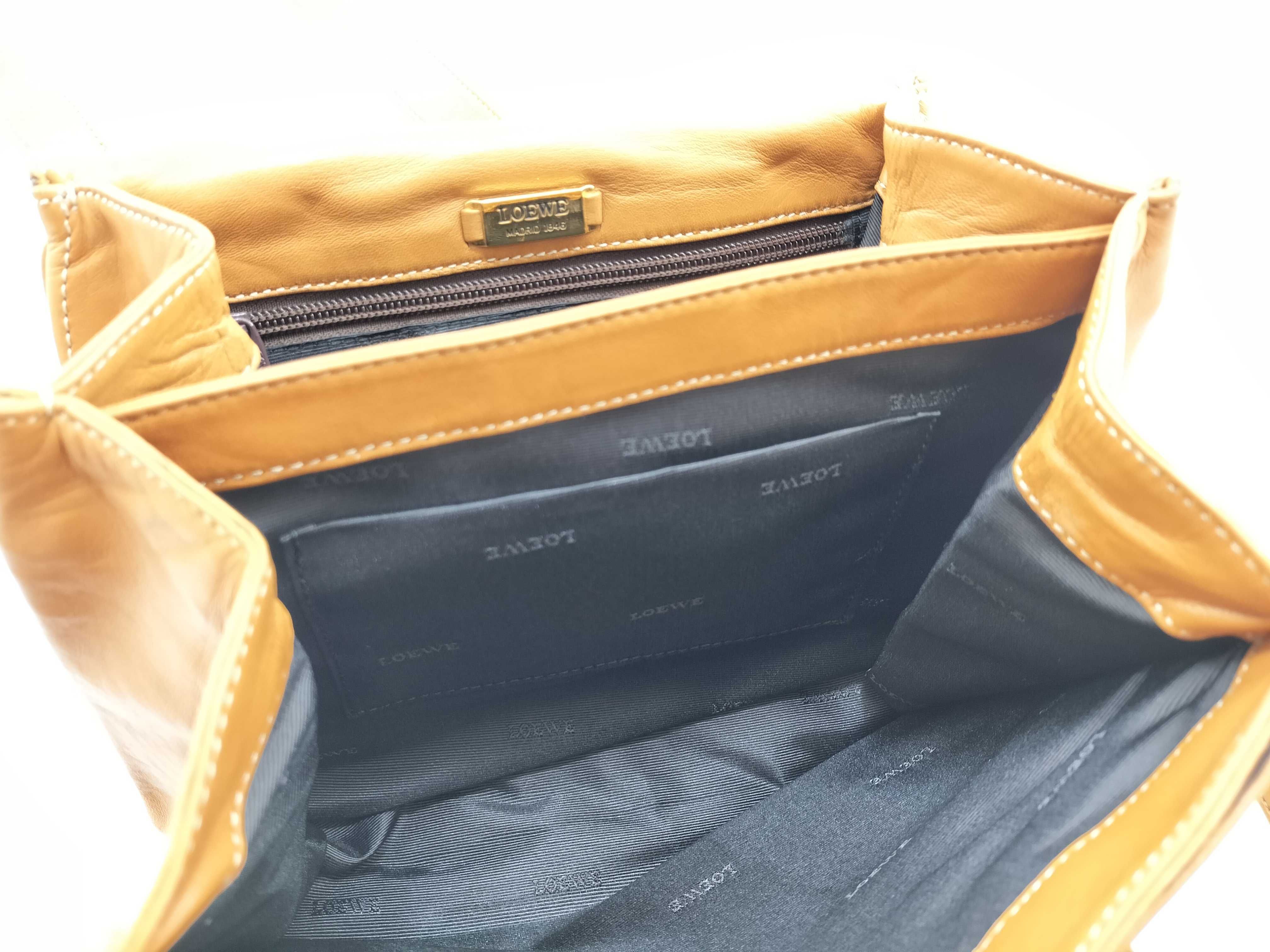 (Loewe) Bag 8 Shoulder Bag — view 10