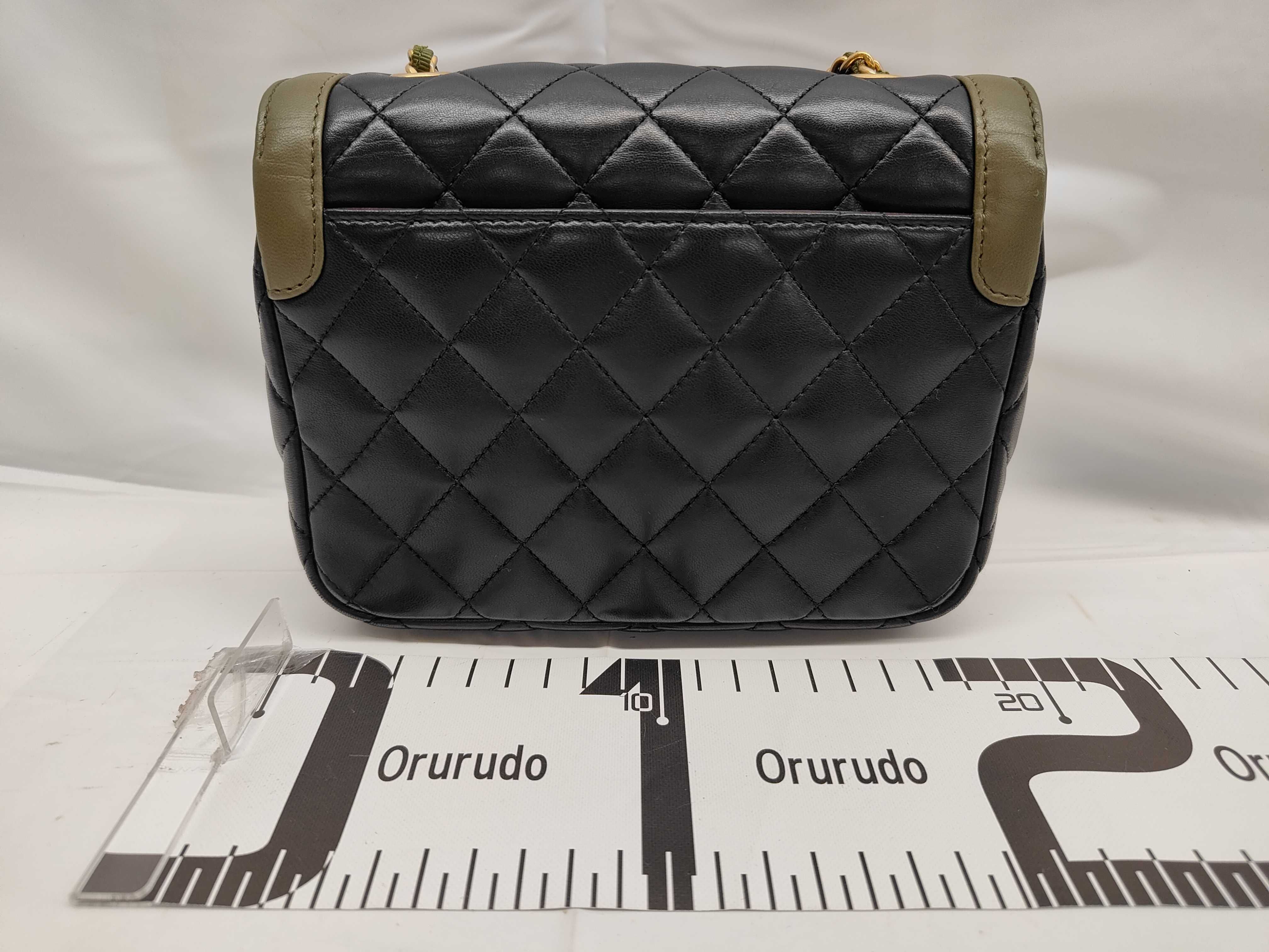 Matelassé Chain Shoulder Bag, Black x Khaki Lambskin, Bicolor, Gold Hardware. — view 2