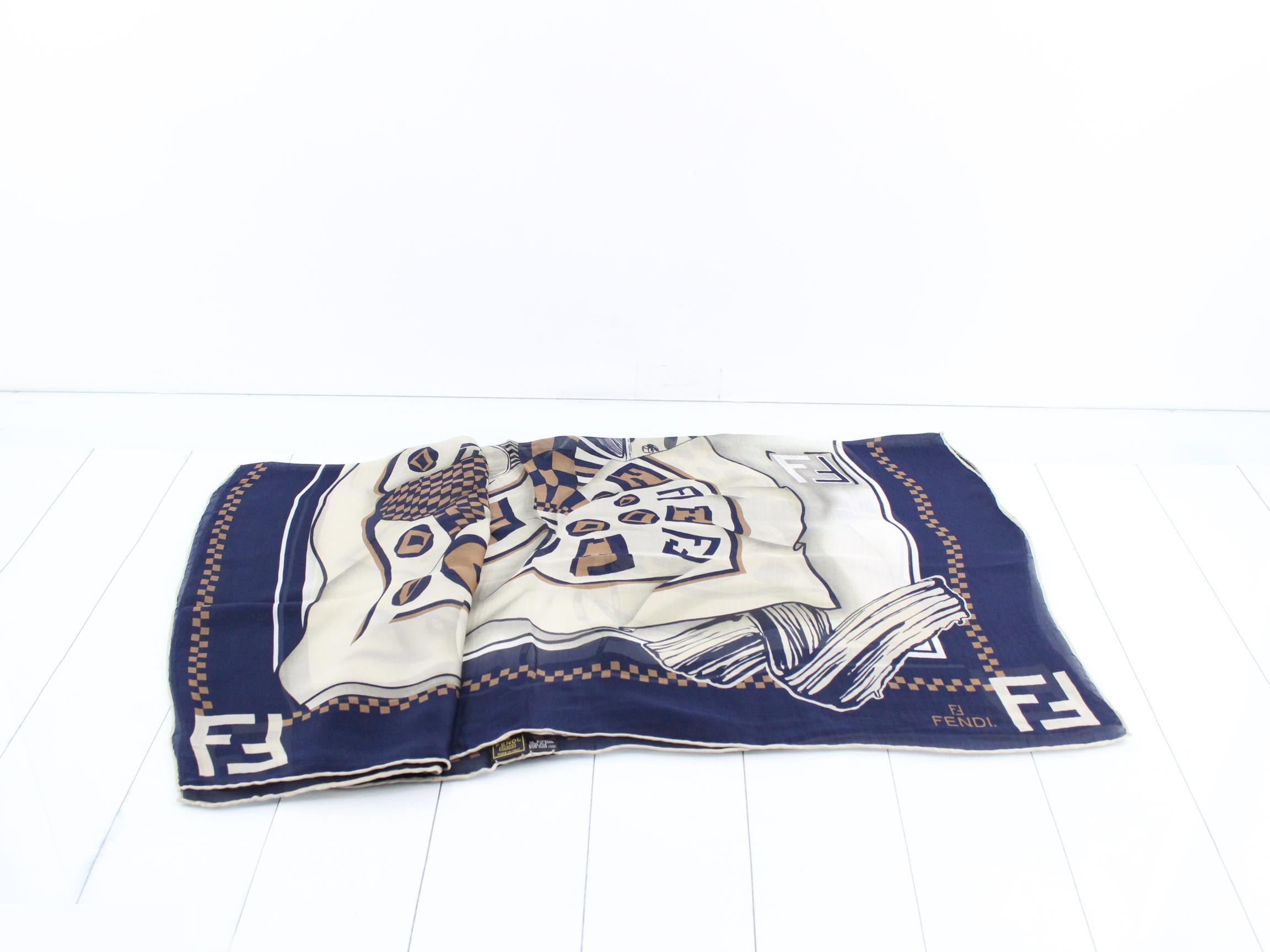 Other lines: Small items, accessories, scarves — view 3