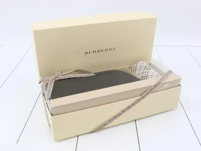 Unused Burberry pouch and handkerchief, with box.