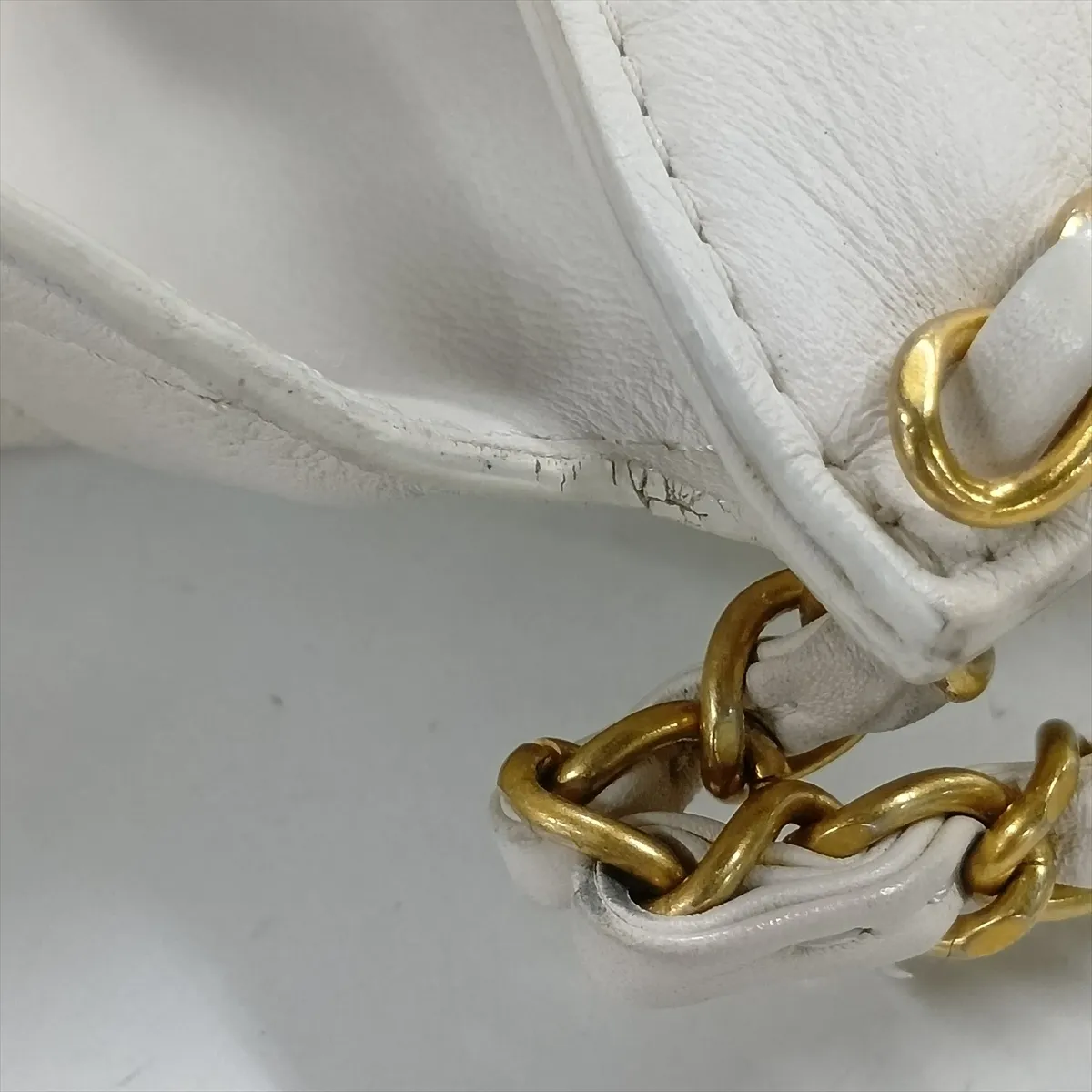 Matelassé Leather Chain Shoulder Bag, White with Gold Hardware, 31358313, Serial Number 31 — view 11