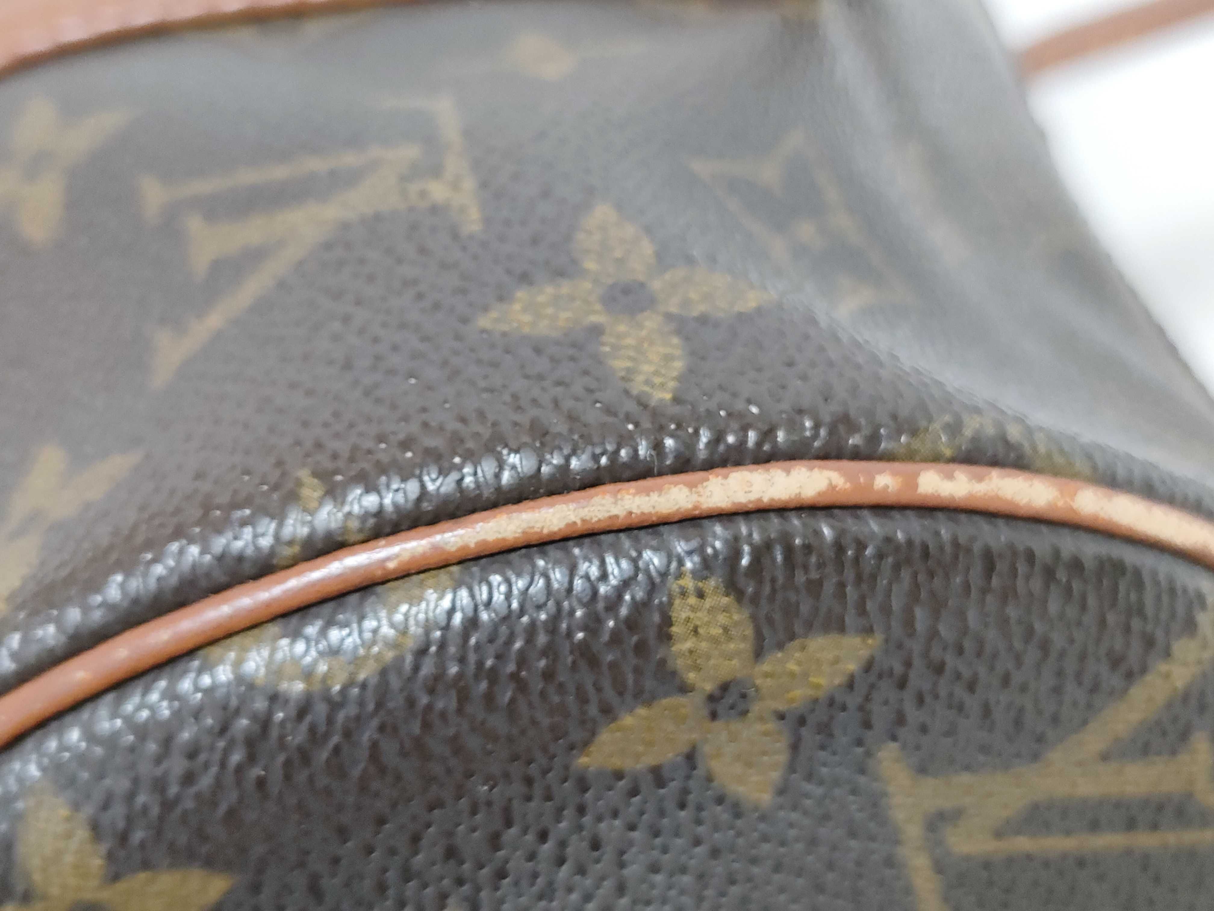Monogram Louis Vuitton Papillon 30 Handbag with Pouch — view 7