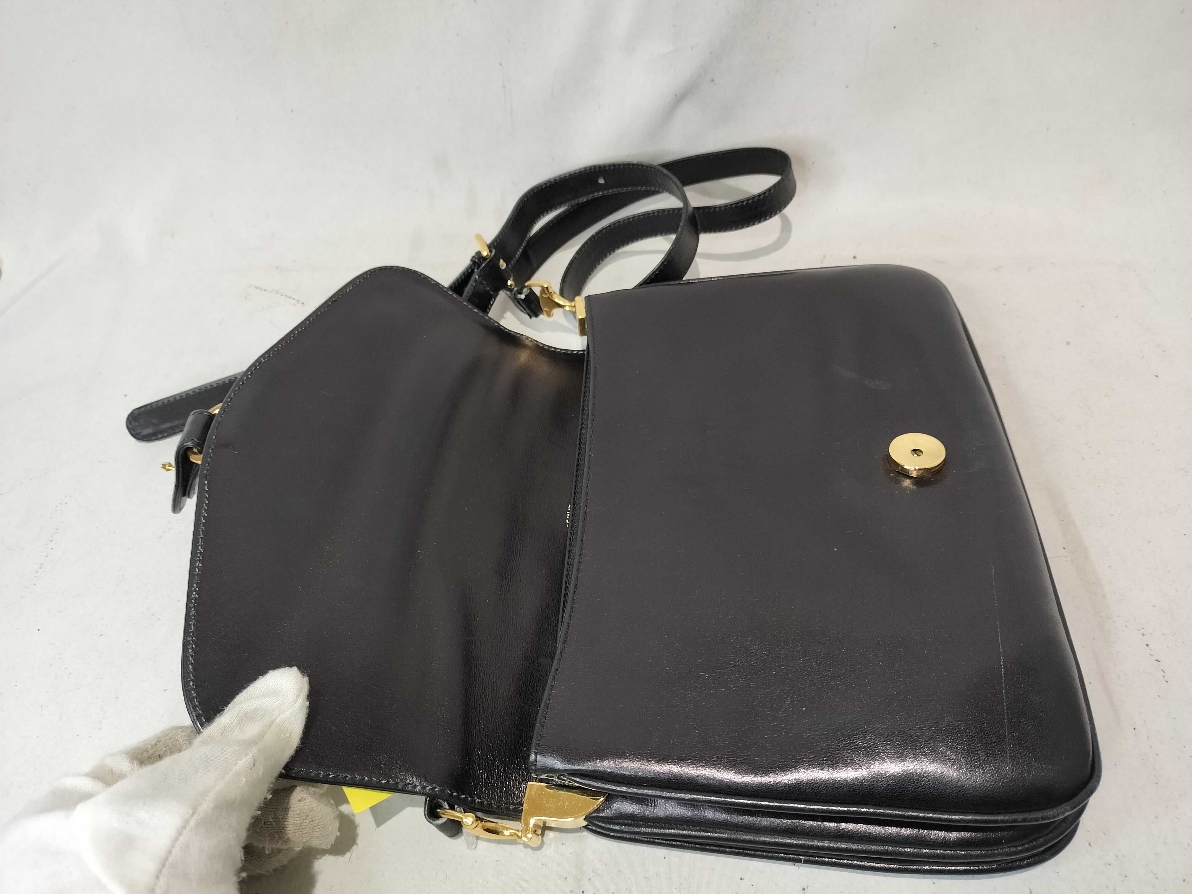 Old Leather Shoulder Bag 53.001.3391 Shoulder Bag — view 9