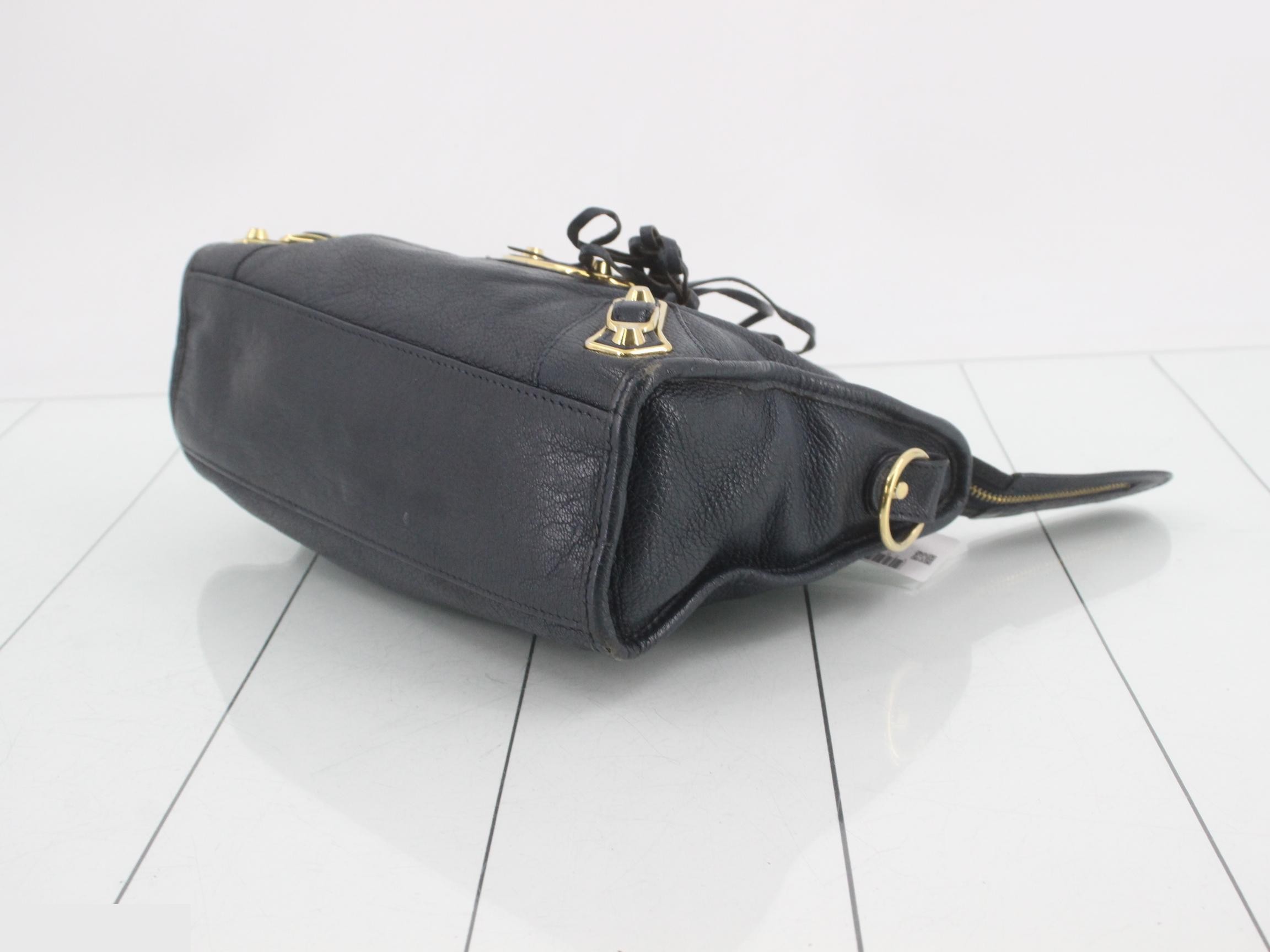 Classic handbag — view 6